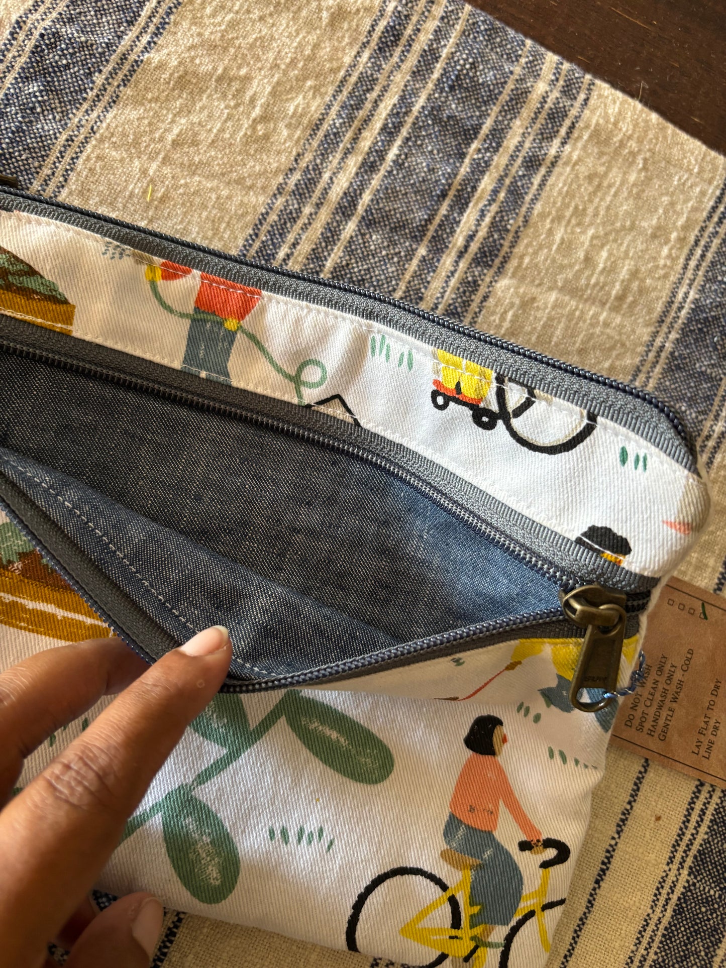 Dual Zip Wristlet Pouch - The Outdoor Life