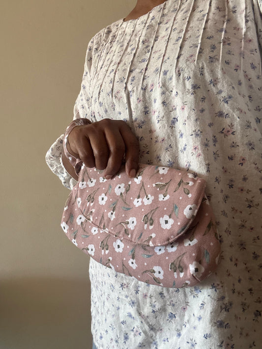 Sample -Ladies wristlet/purse with flap closure.
