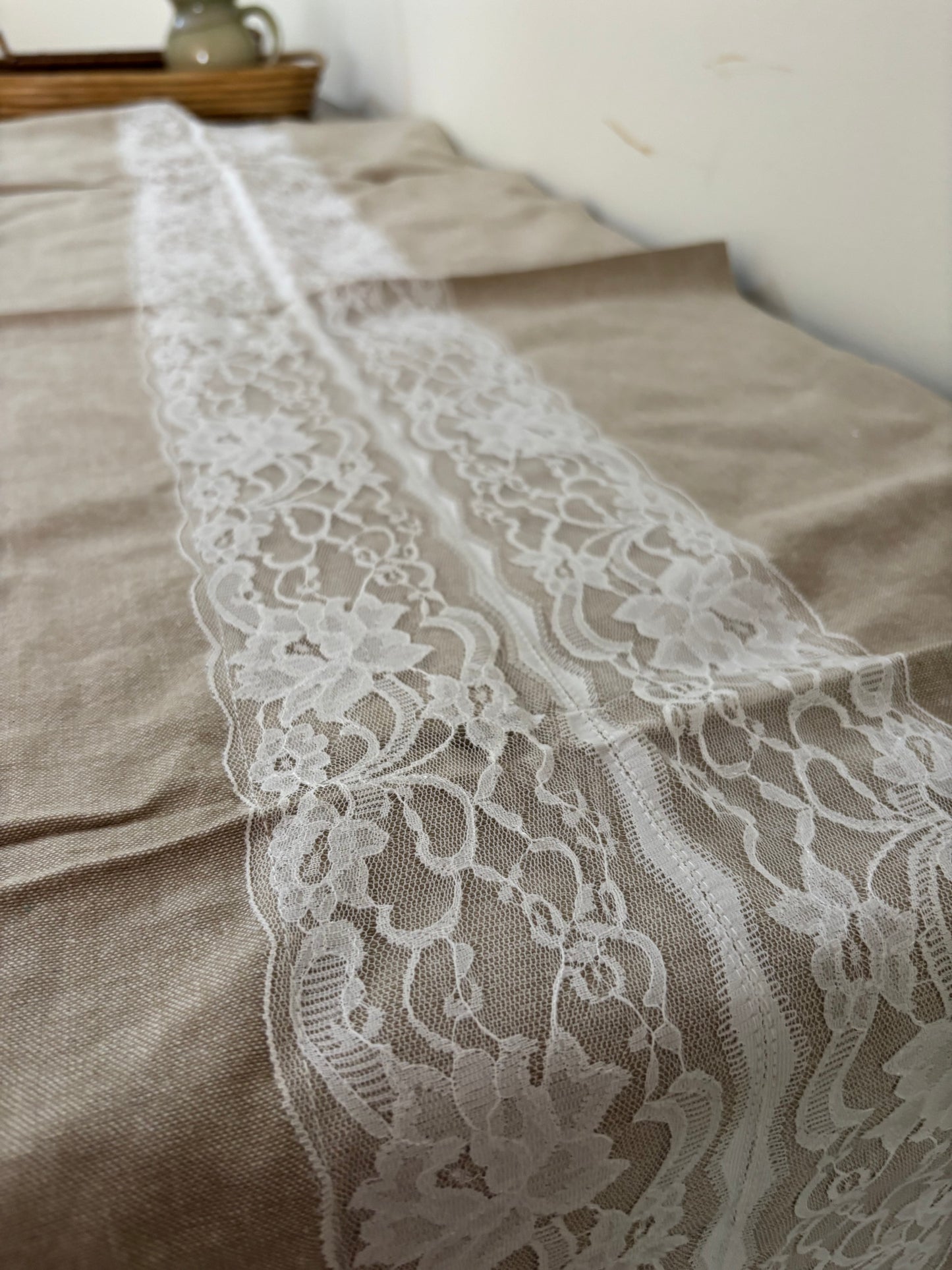 Table Runner - Curated - Linen and Lace