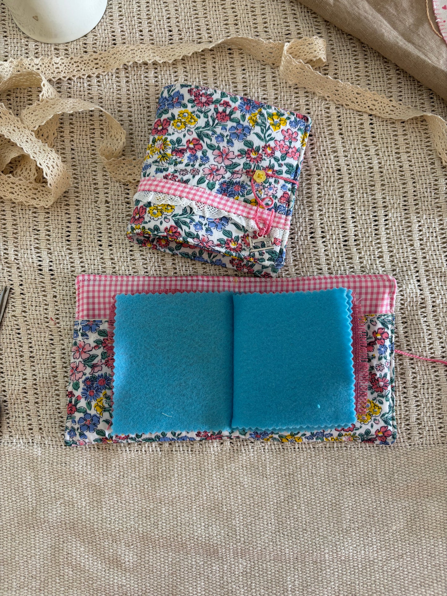 Needlebook - Petals in Pink