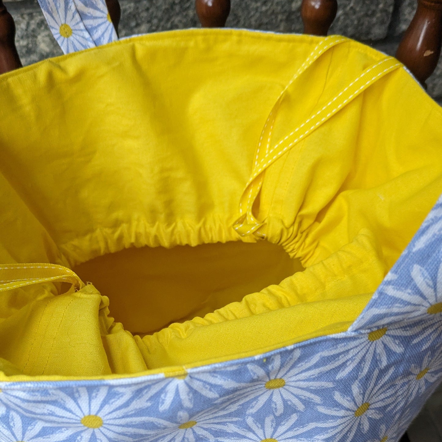Storage Basket with drawstring closure - Daisies