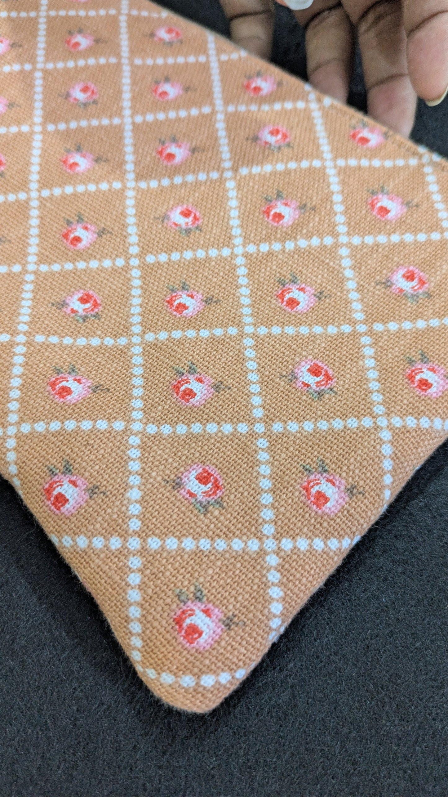 Ladies Wristlet - Dusty Pink Roses