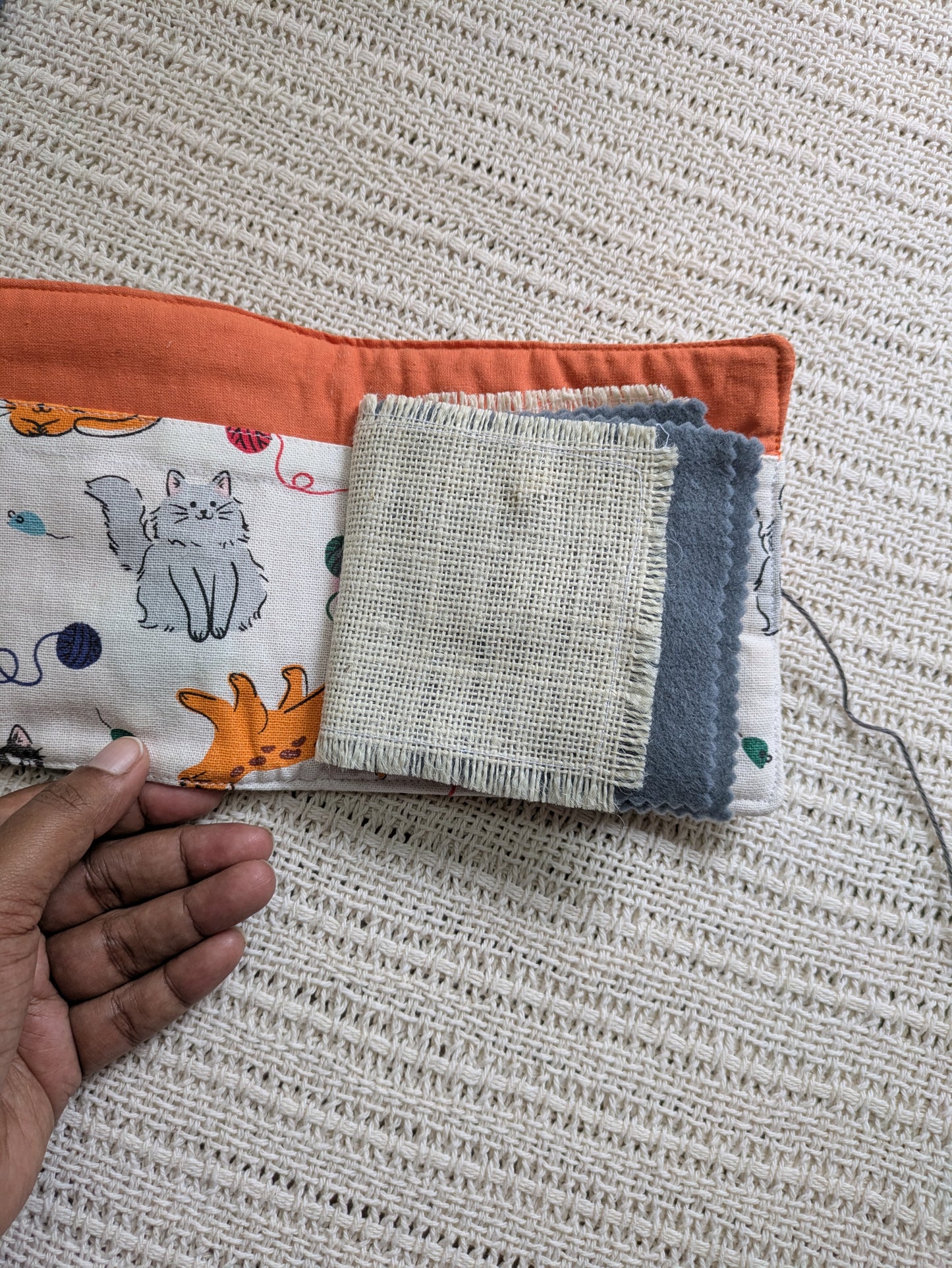 Sample -Needle Book Cats & Yarn