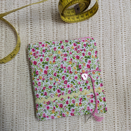 Needle book - Ditsy Floral - Yellow and Pink