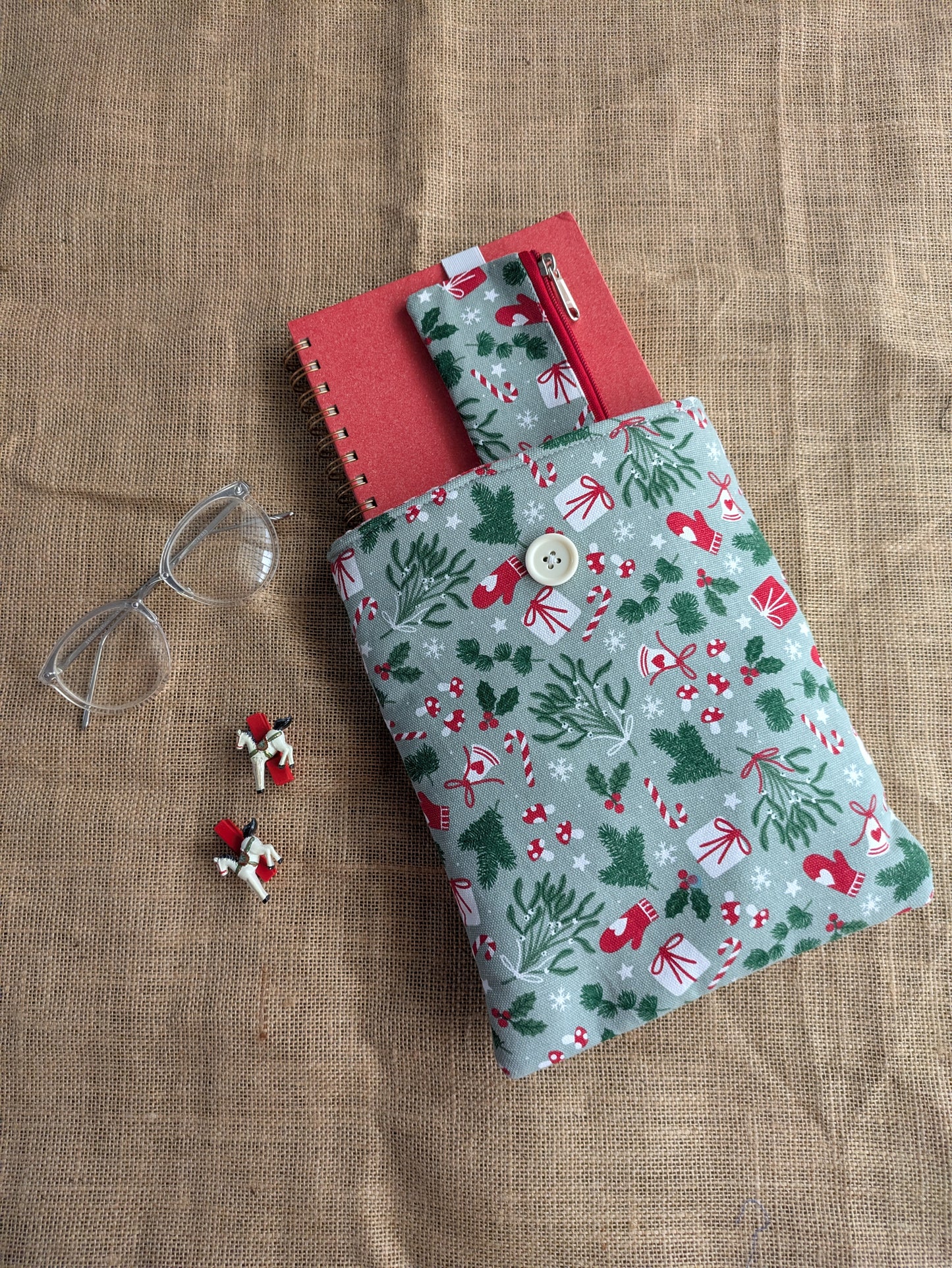 Book Sleeve - Life in Winter