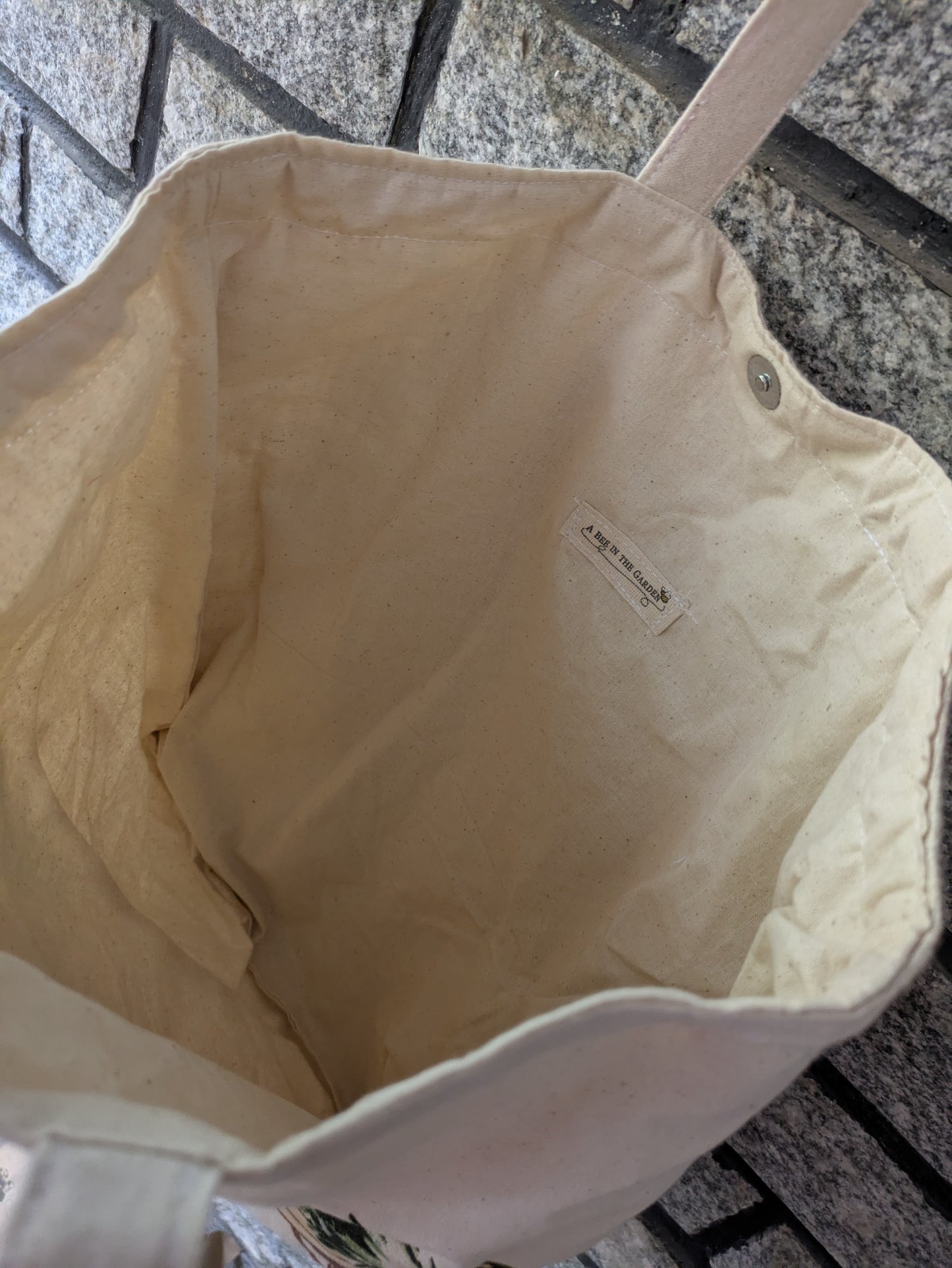 Shopping Tote Bag - Bringing home the Christmas Tree