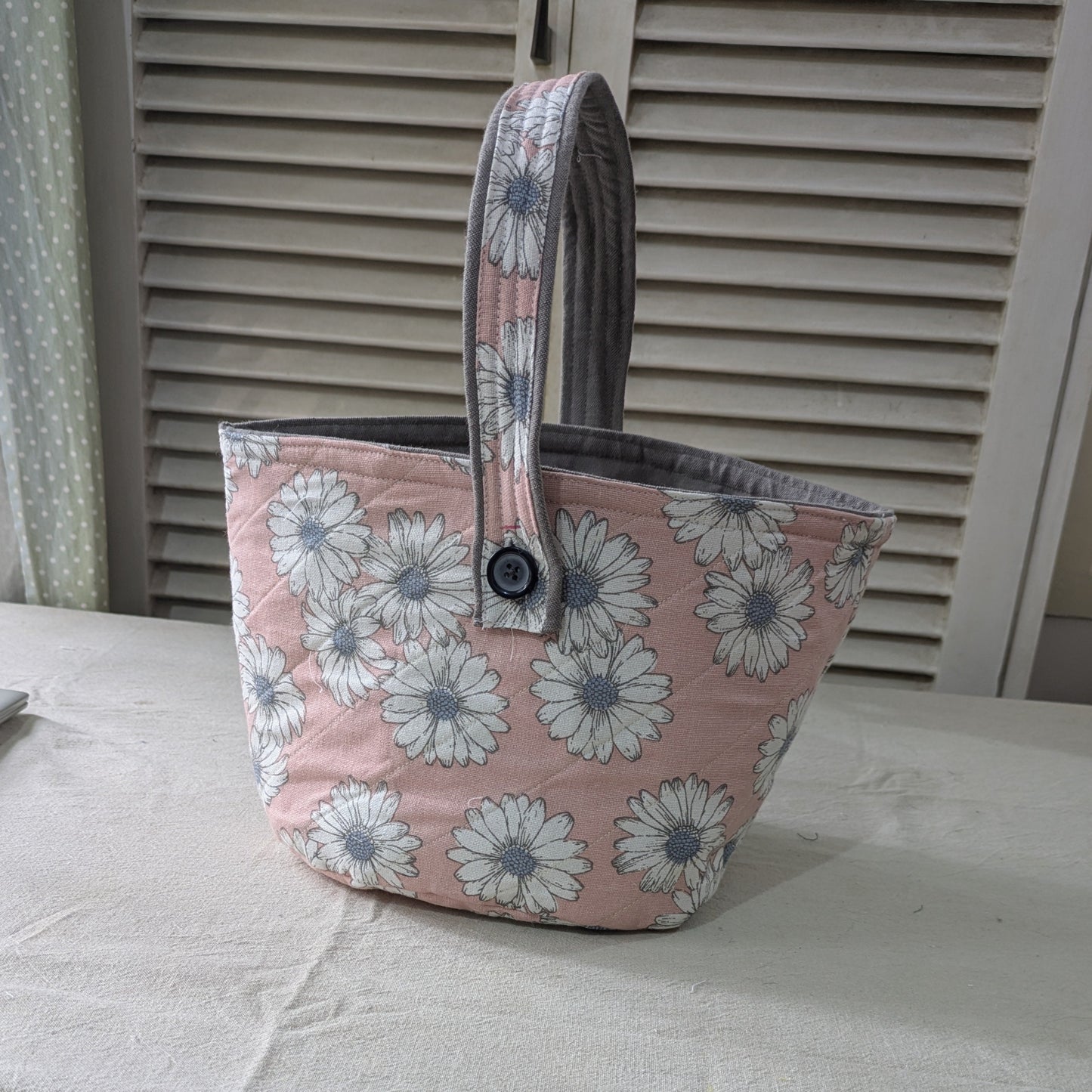 Maker's Basket- Daisies and Grey Skies