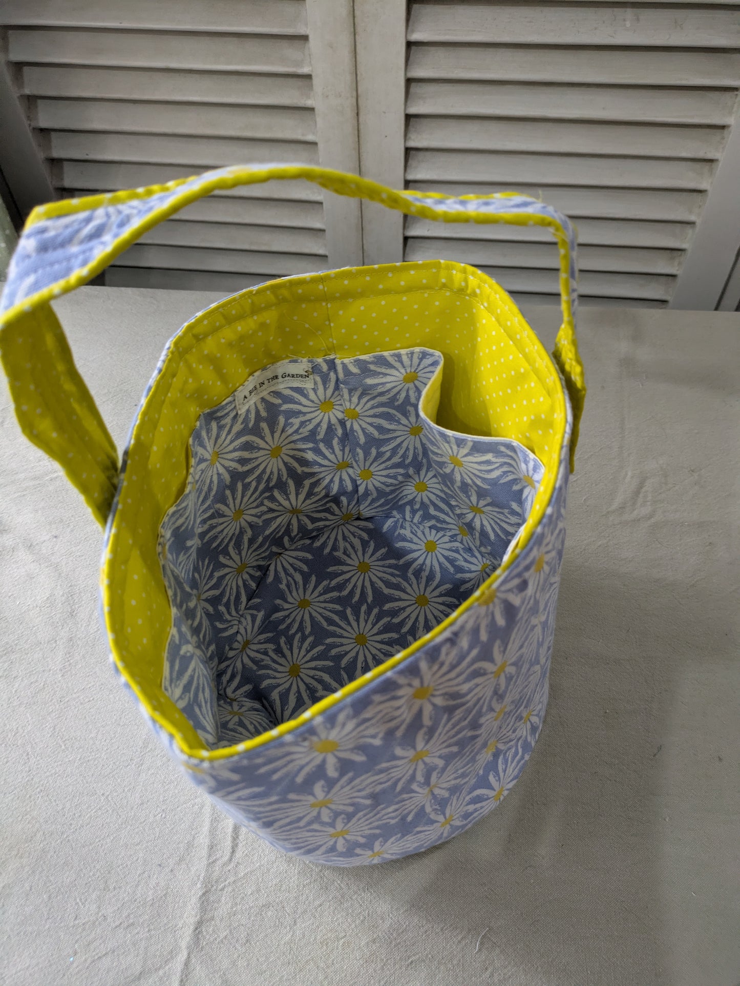 Maker's Basket- Daisy fields