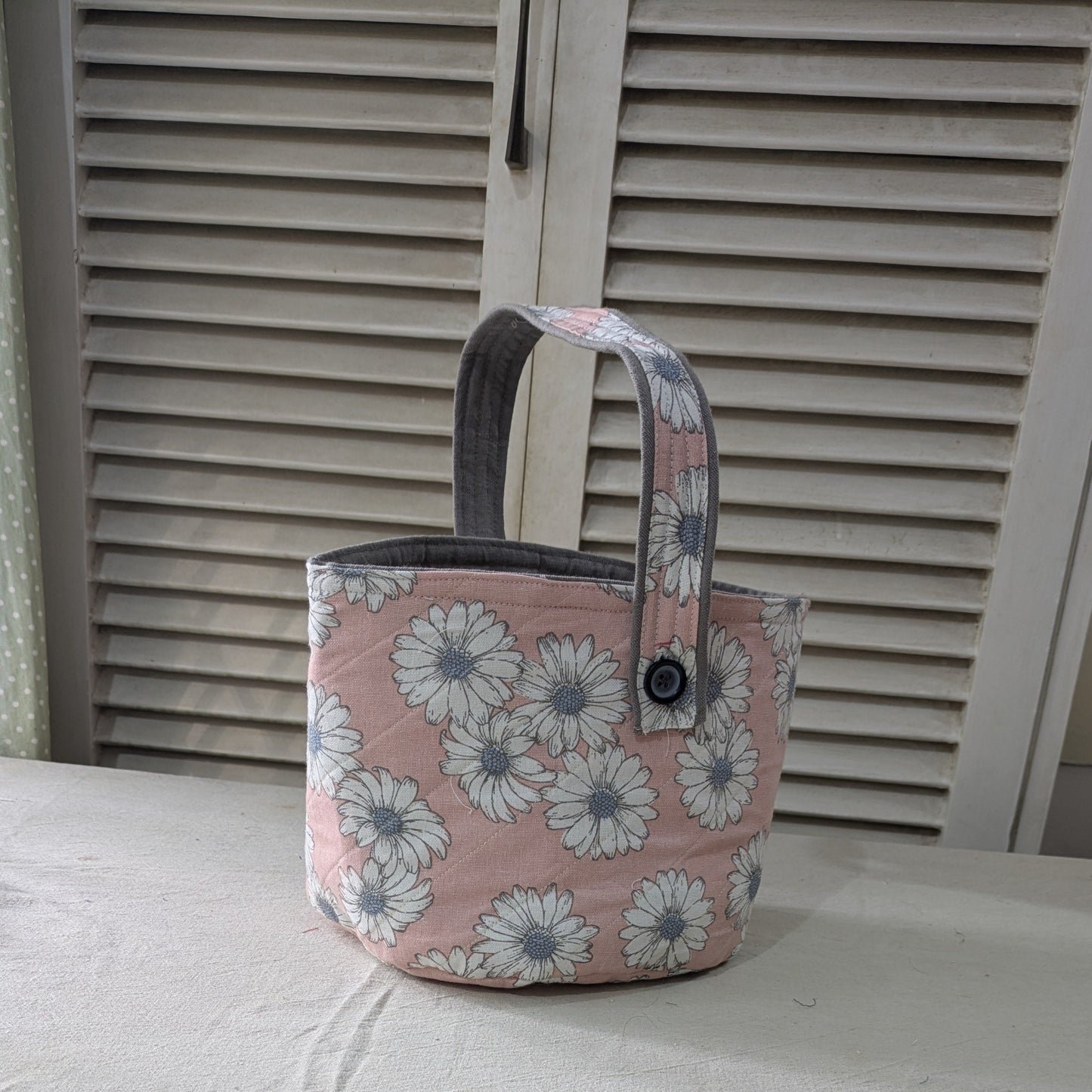 Maker's Basket- Daisies and Grey Skies