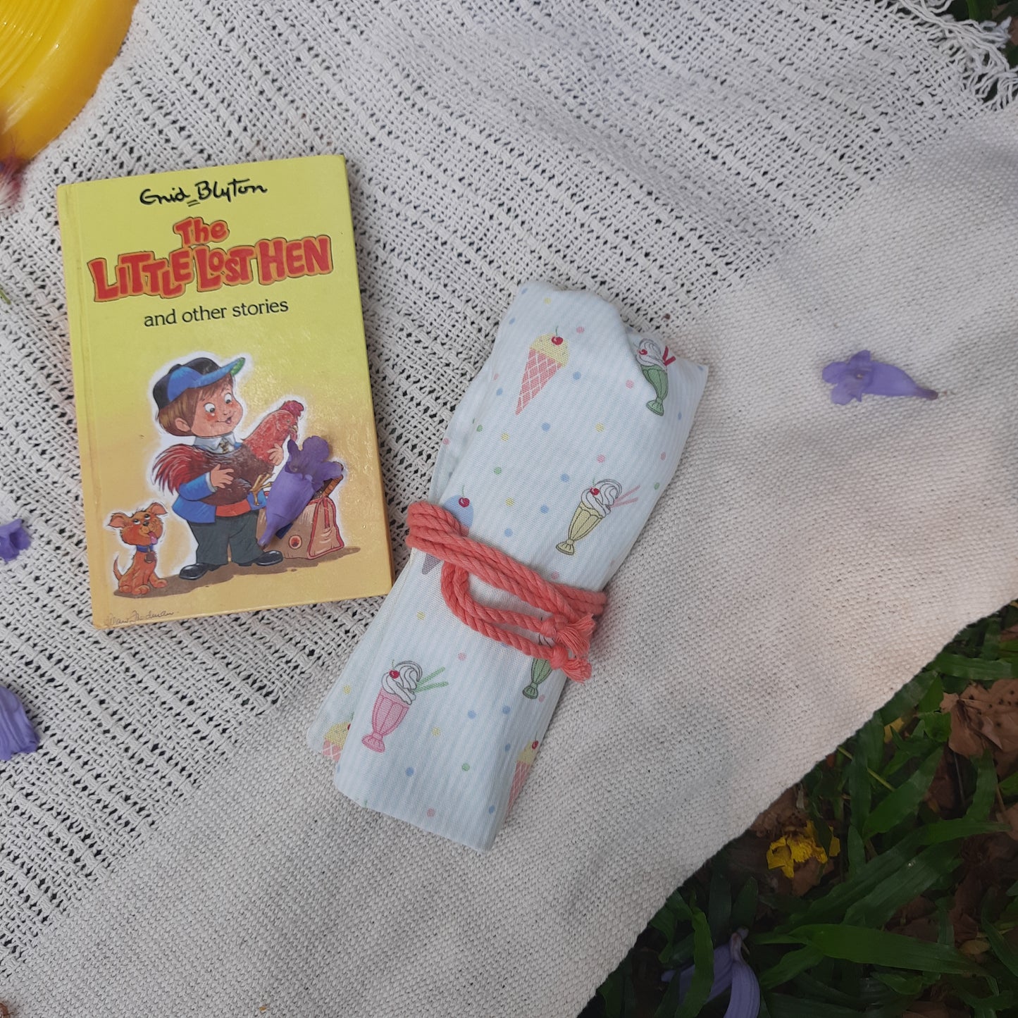 Picnic Roll - Blue Ice cream