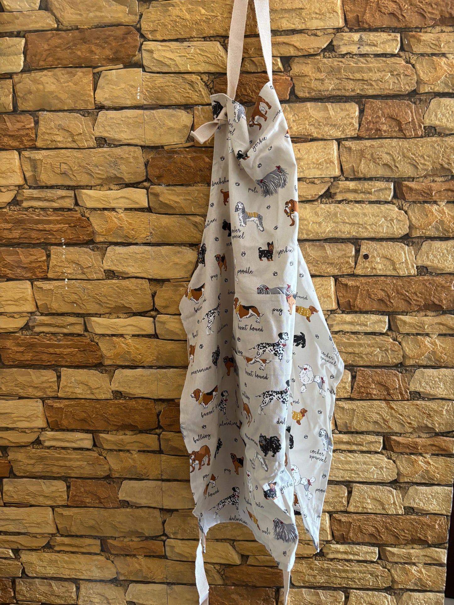 Curated - Apron - Dog Mom  Tales