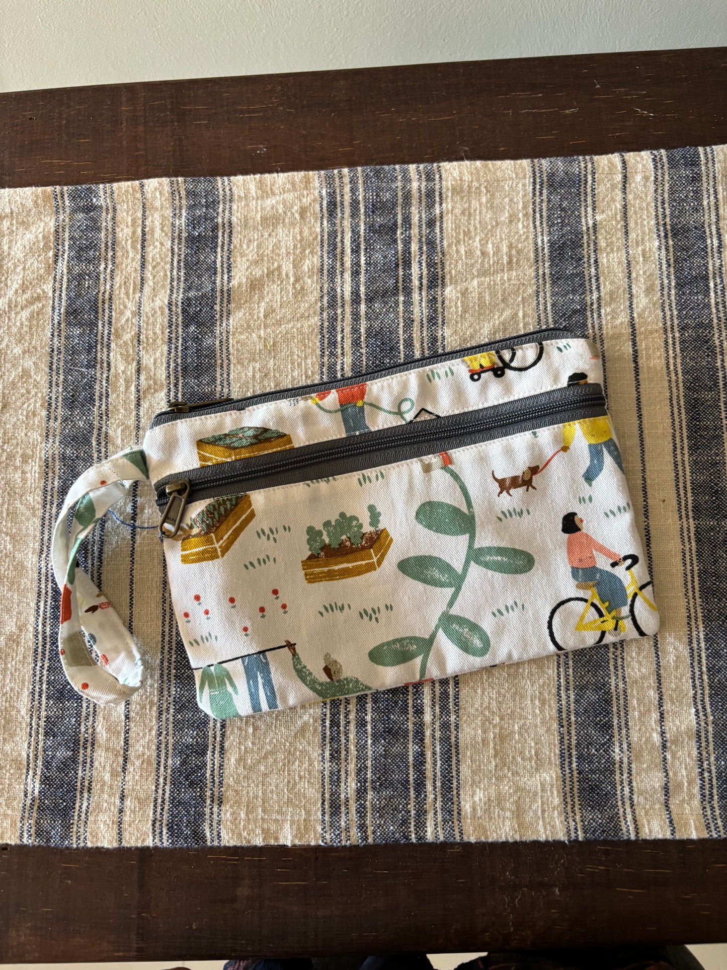 Dual Zip Wristlet Pouch - The Outdoor Life