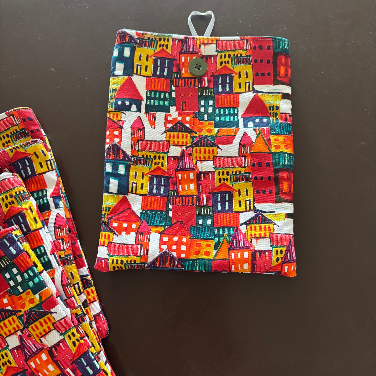 Book Sleeve - The Happy Hamlet