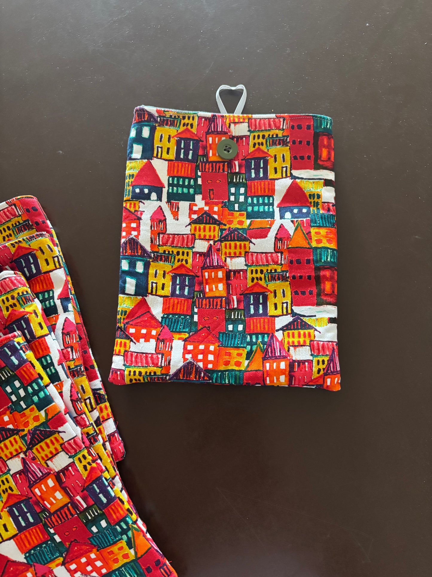 Book Sleeve - The Happy Hamlet