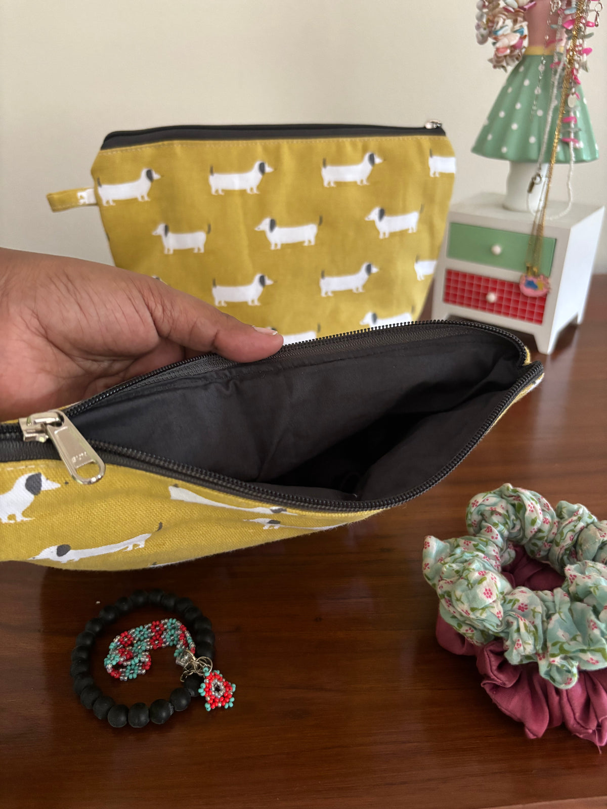 Travel/Toiletry Pouch : Doxie Trail