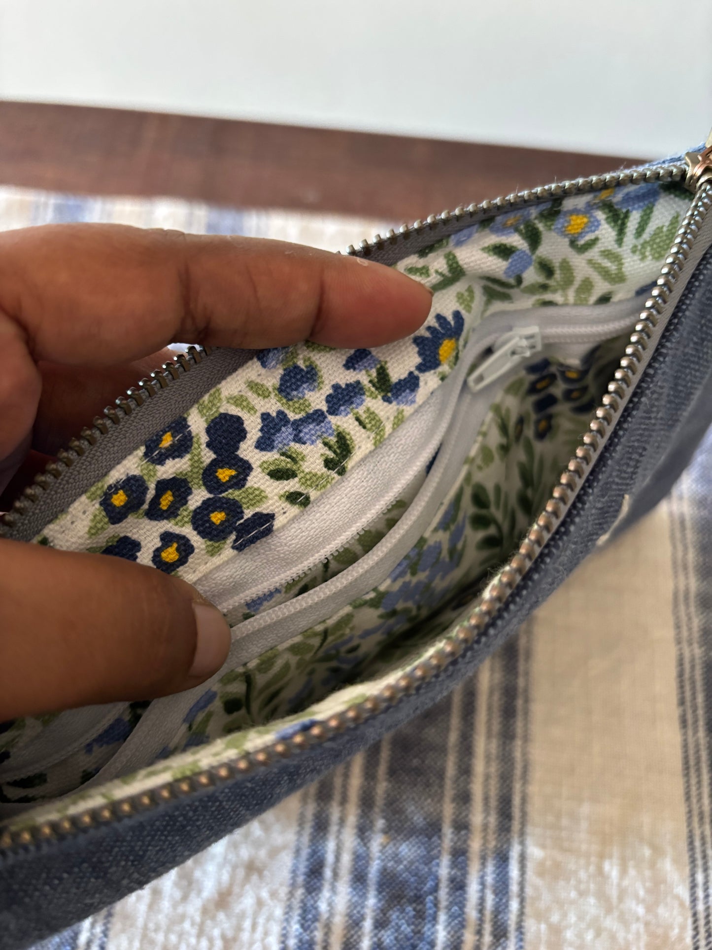 Ladies Mobile Wristlet – Navy Blue with Pearly White Embroidery | Compact Everyday Accessory