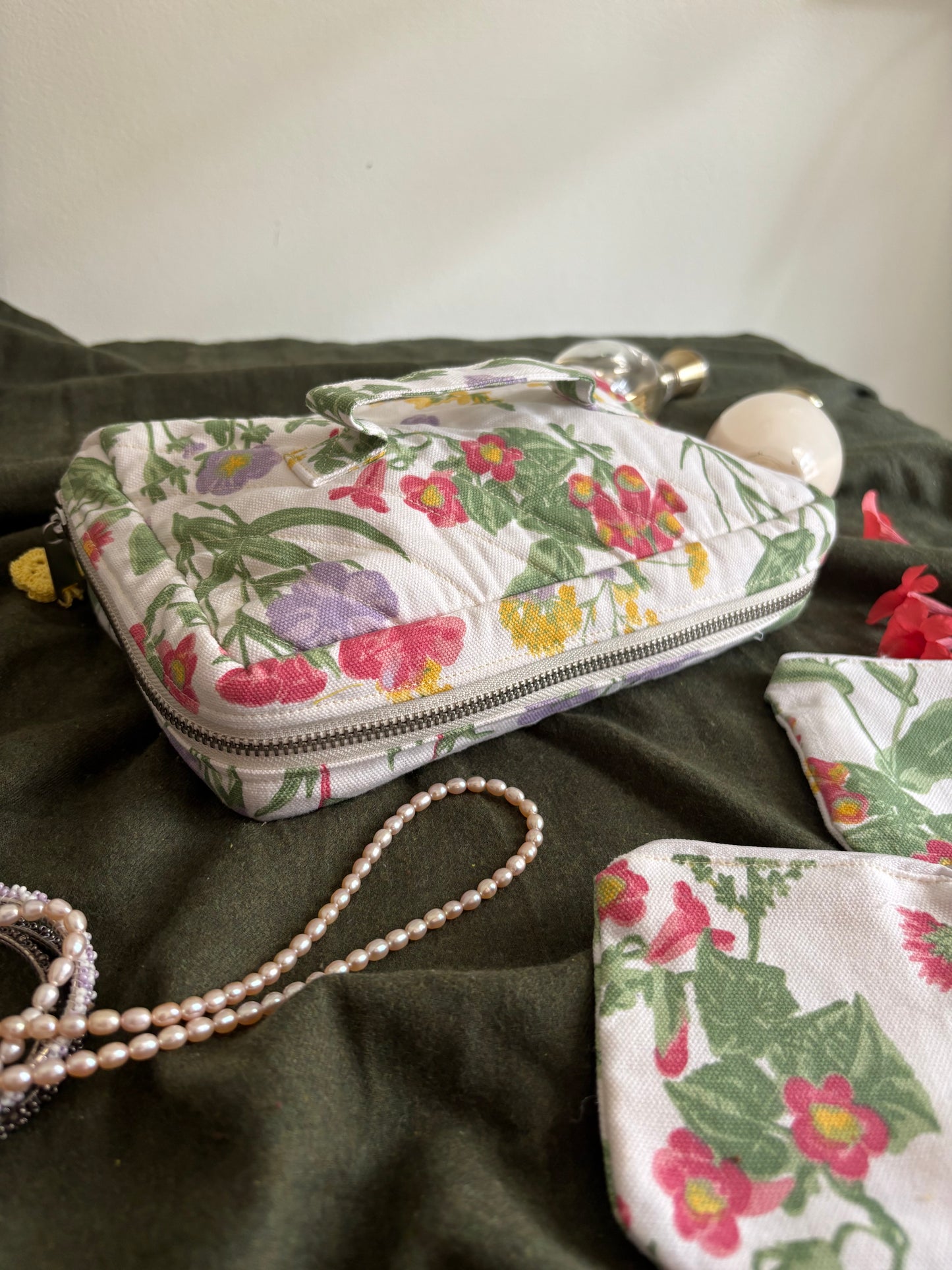 PRE ORDER : Travel Jewellery Organiser : Cottage Garden