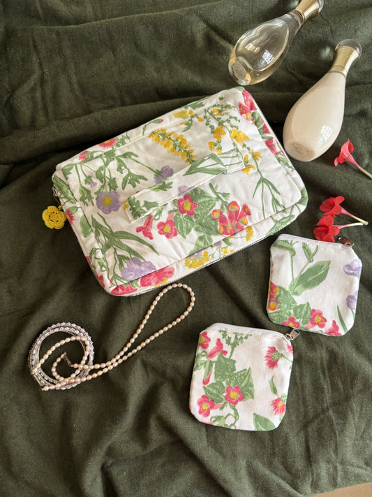 Travel Jewellery Organiser : cottage garden
