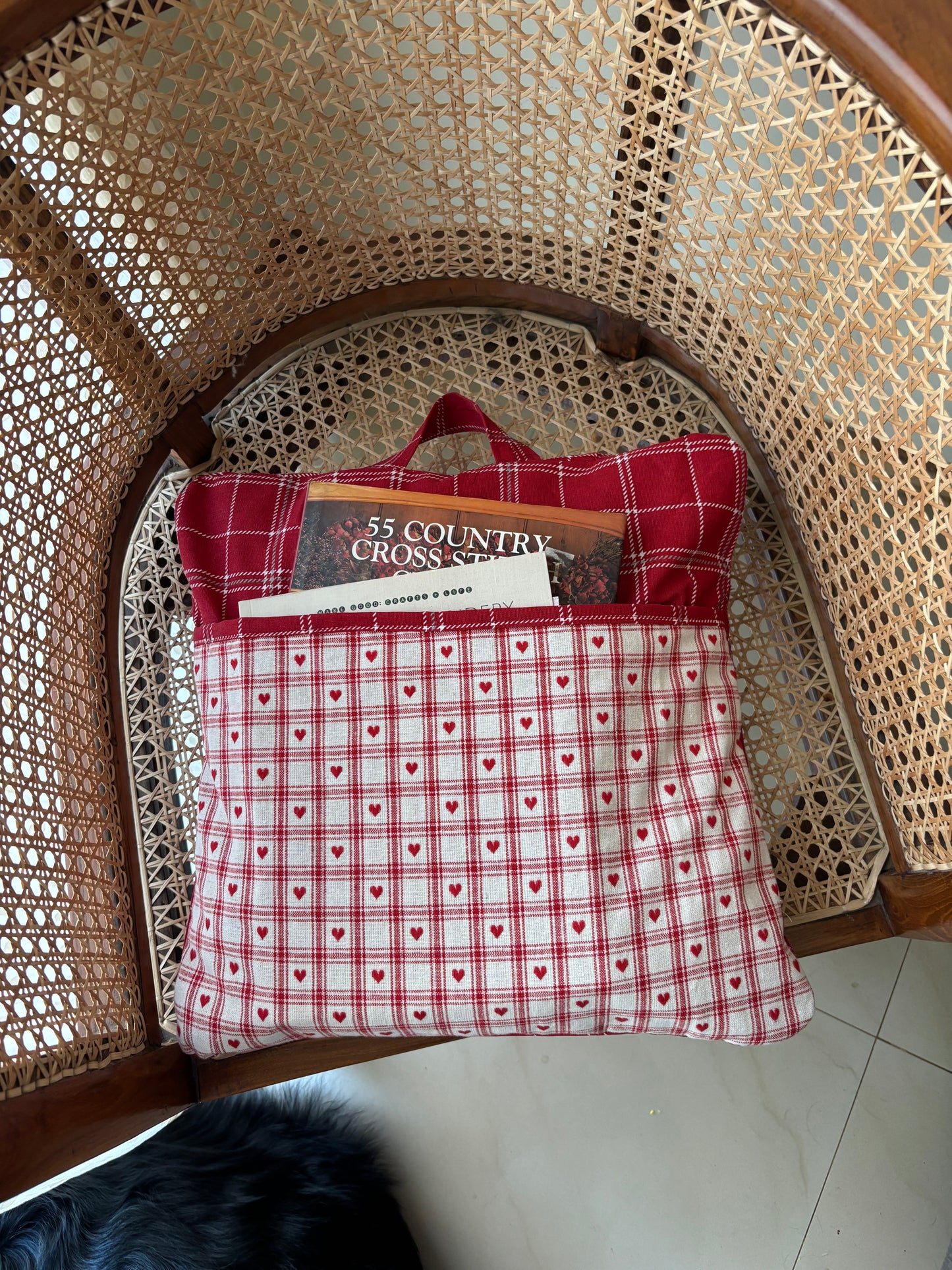 Reading Pillow - Farmhouse love