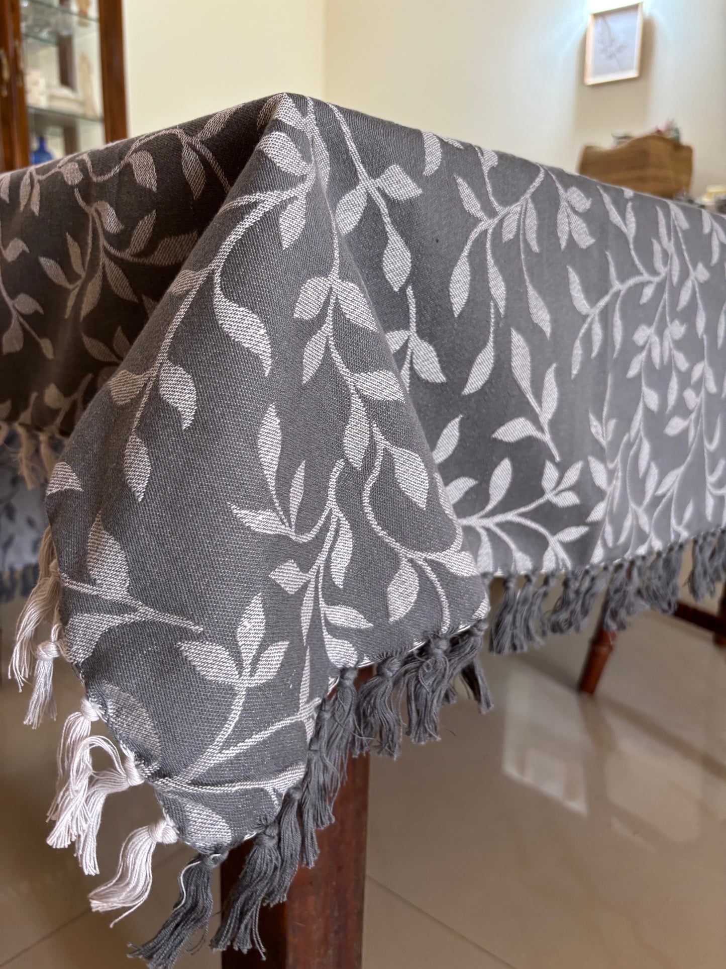 Table Cover- Reversible- leaves - 64" square