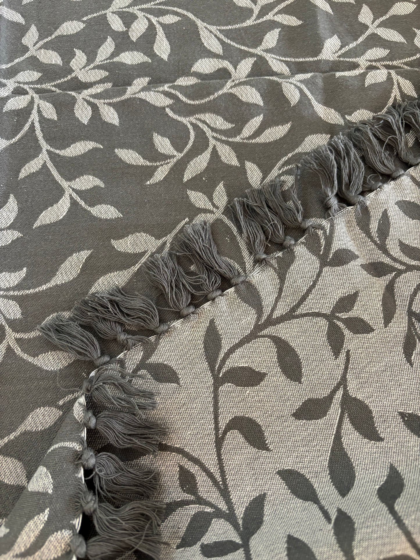 Table Cover- Reversible- leaves - 64" square