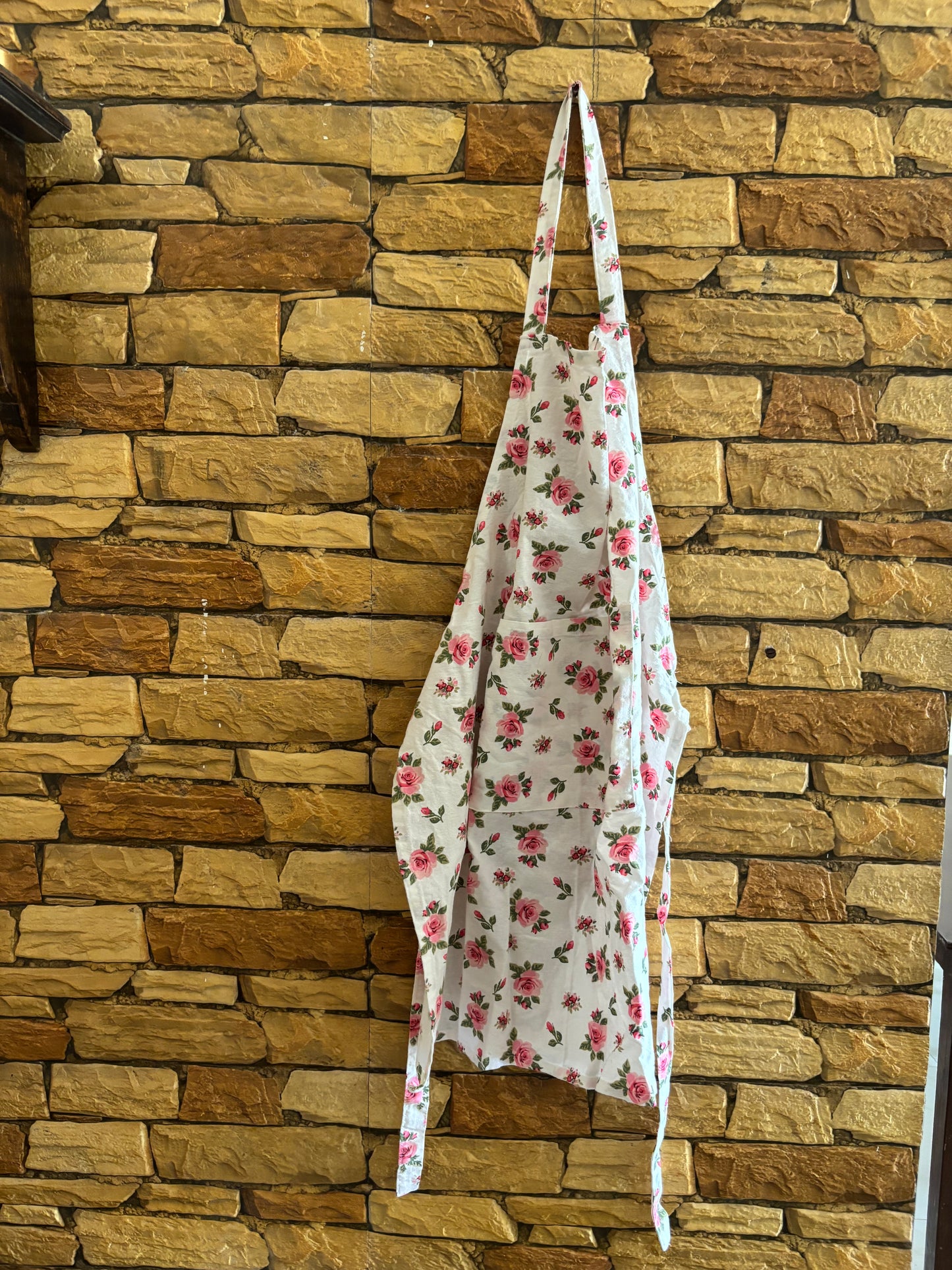 Curated - Apron - Rose Garden