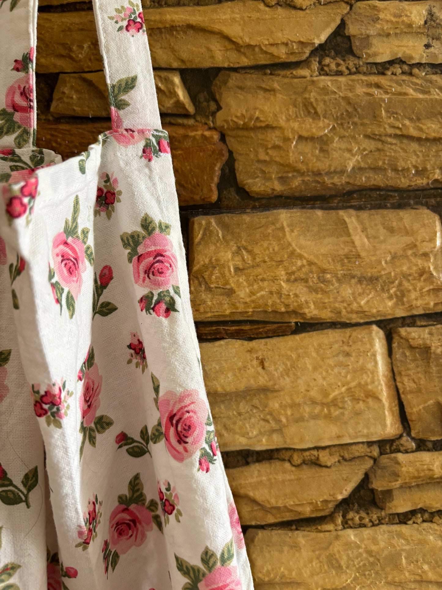Curated - Apron - Rose Garden