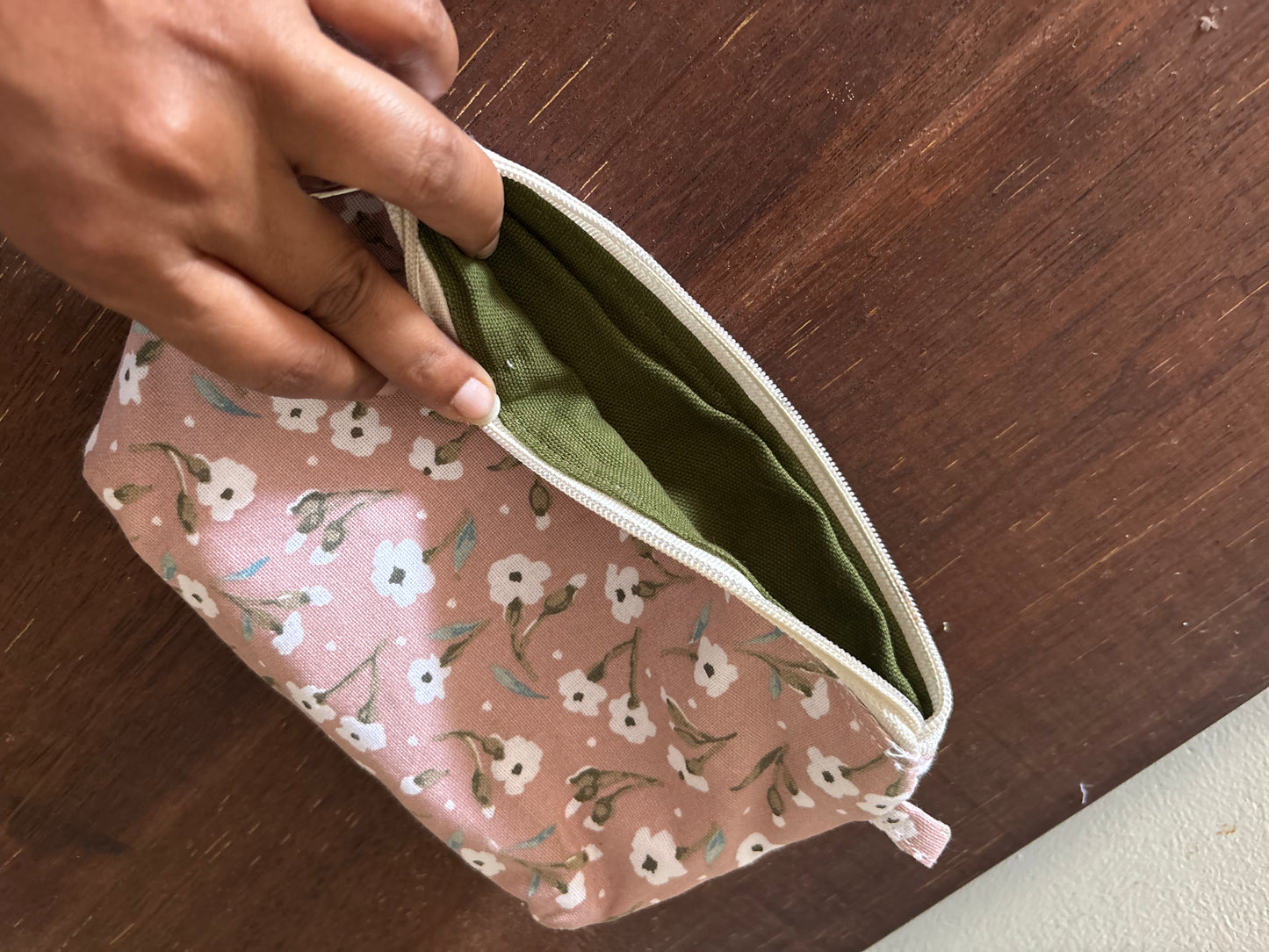 Sample : Toiletry Bag - Small