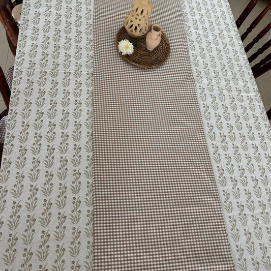 Tablecloth with a hedgehog design on a table
