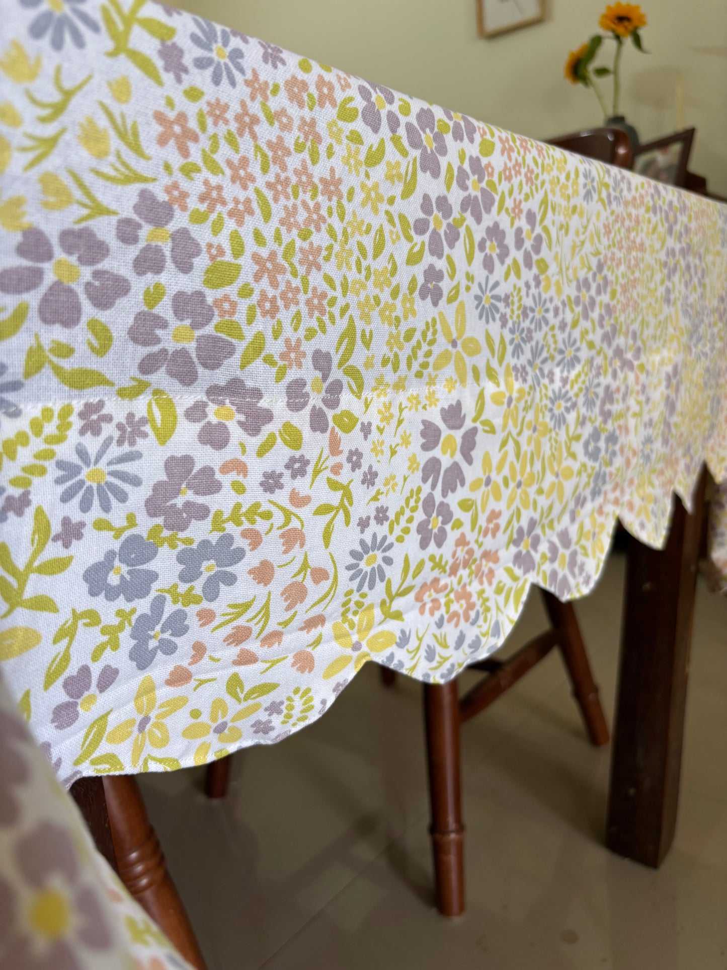 Table Cover: Scallop Garden (Made to Order)