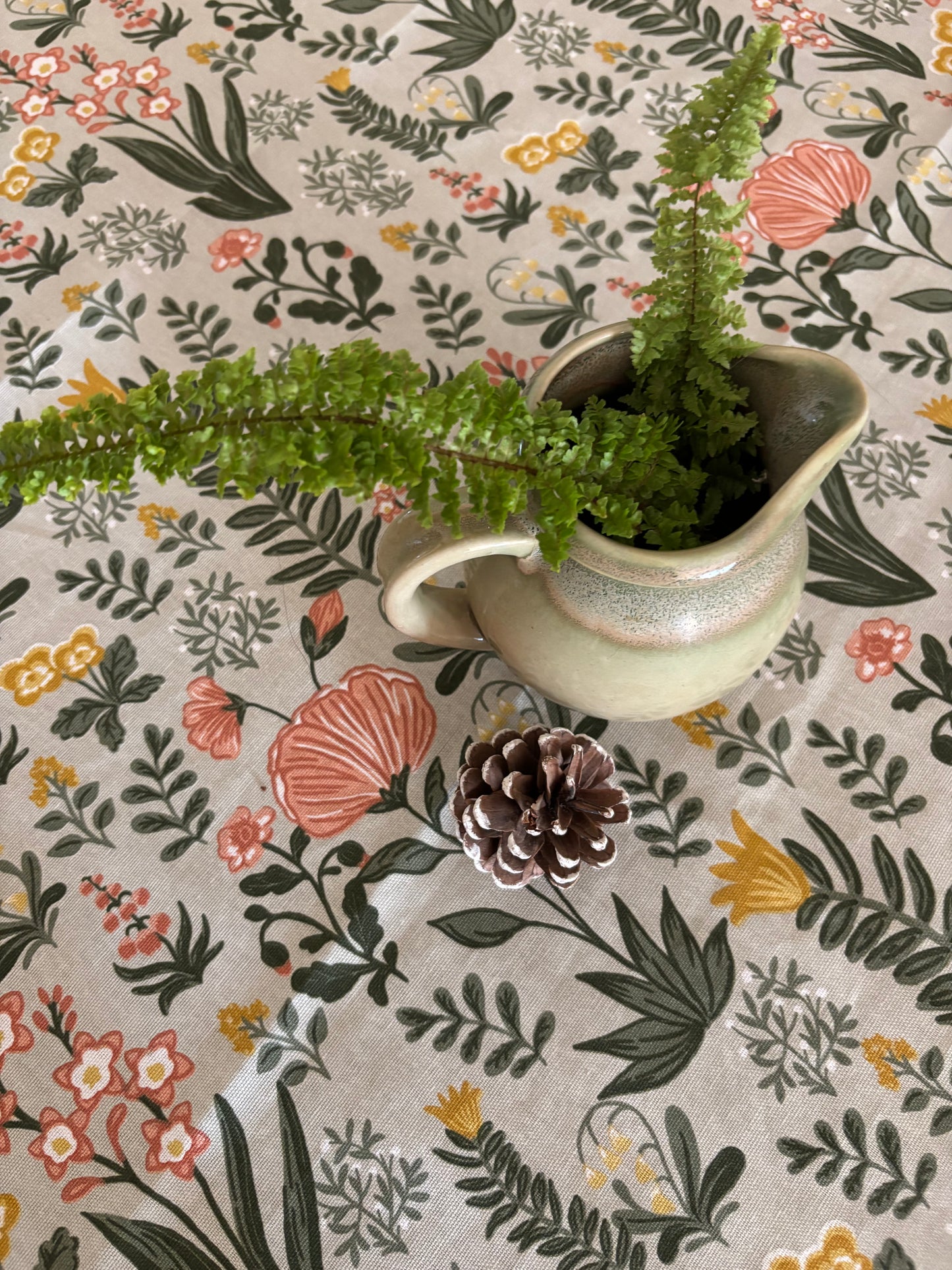 Table Cover : Fern Meadows (Made to Order)