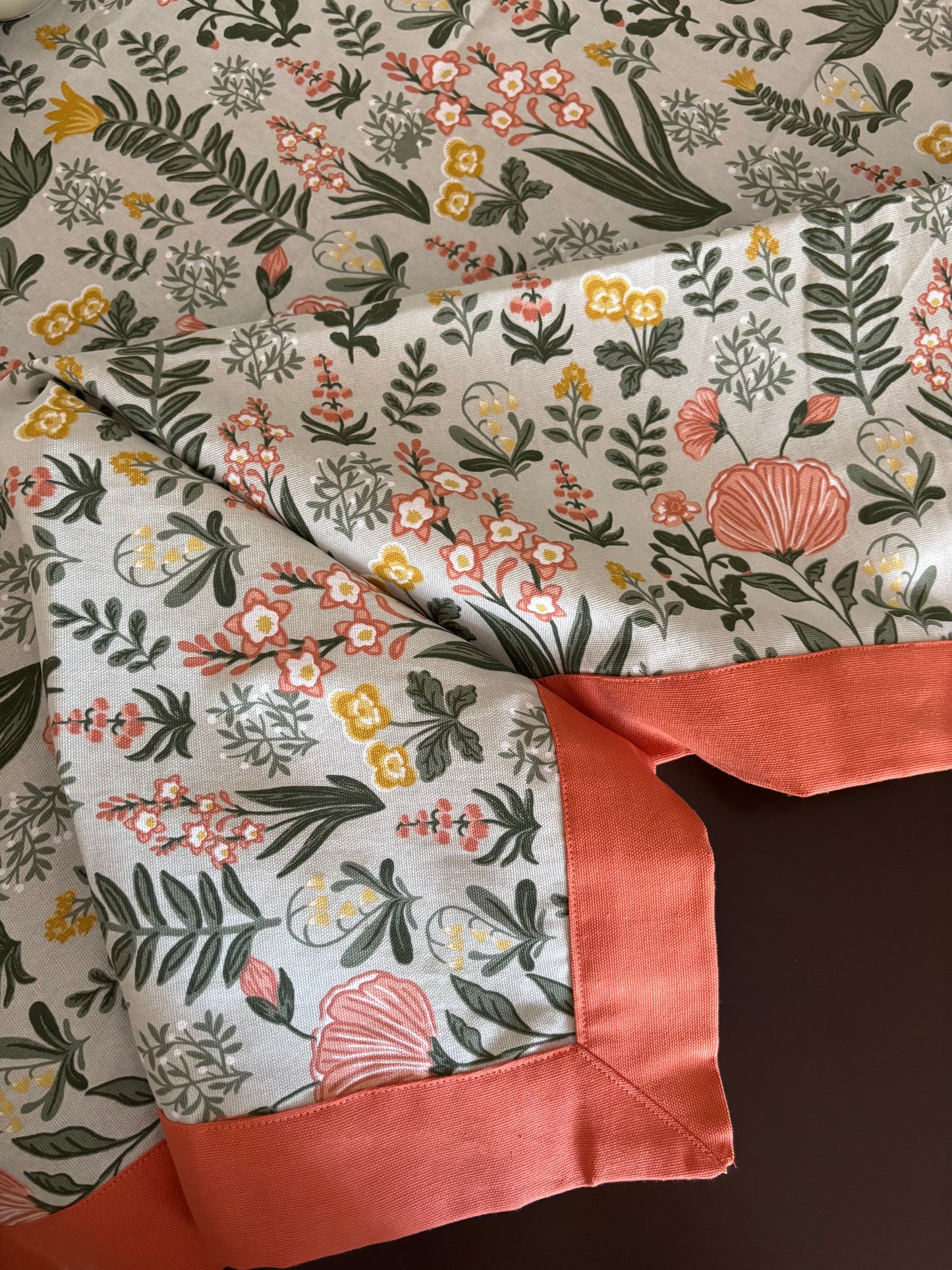 Table Cover : Fern Meadows (Made to Order)