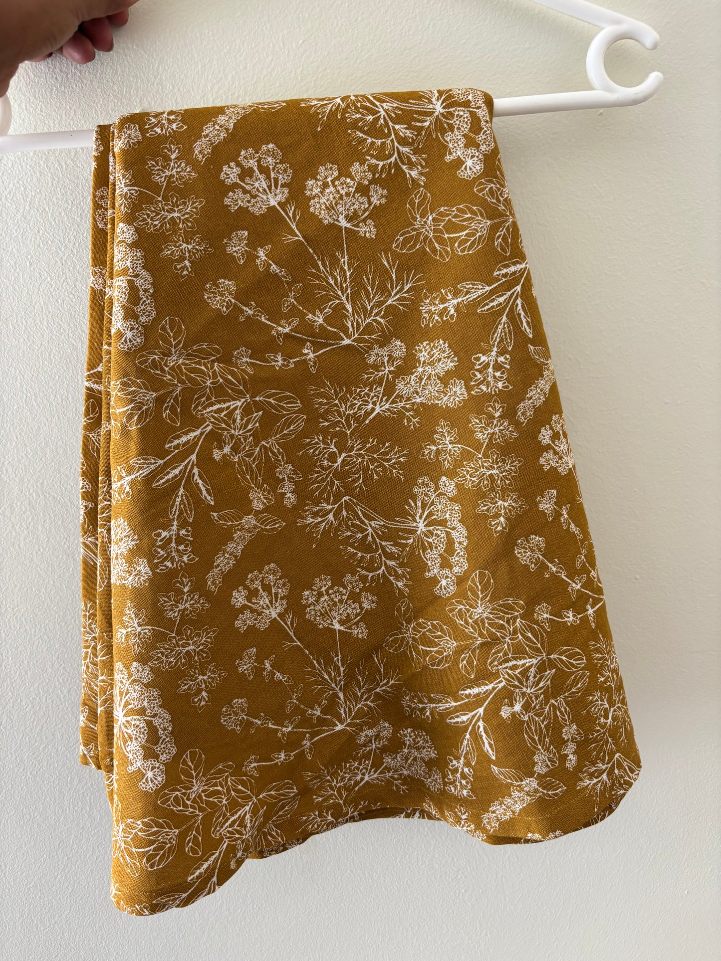 Table Cover- Curated - Meadows - 60" round
