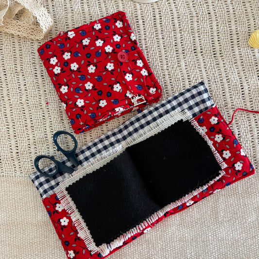 Needle Book - Vintage Daisies - Red