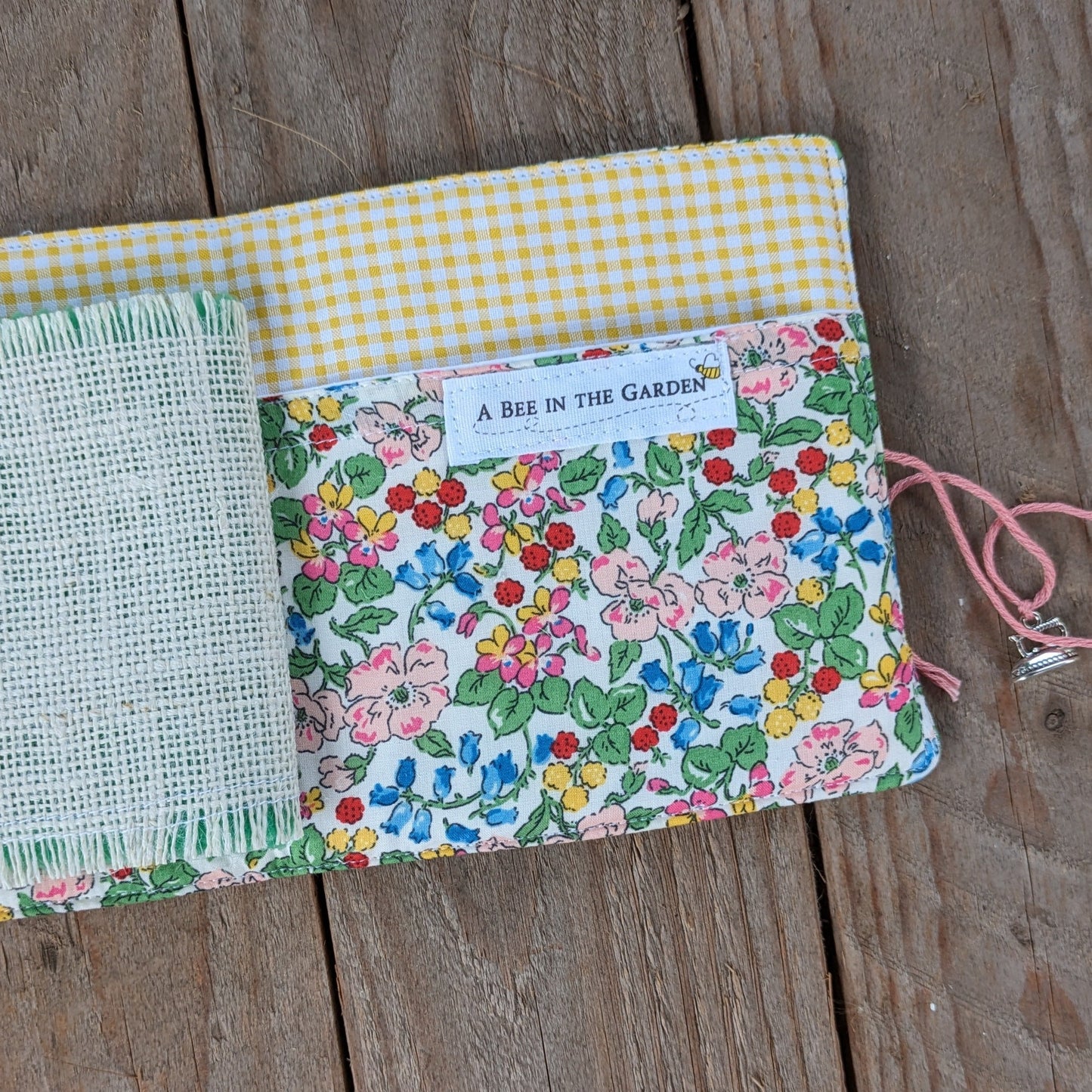 Needle book - Ditsy Floral - Yellow