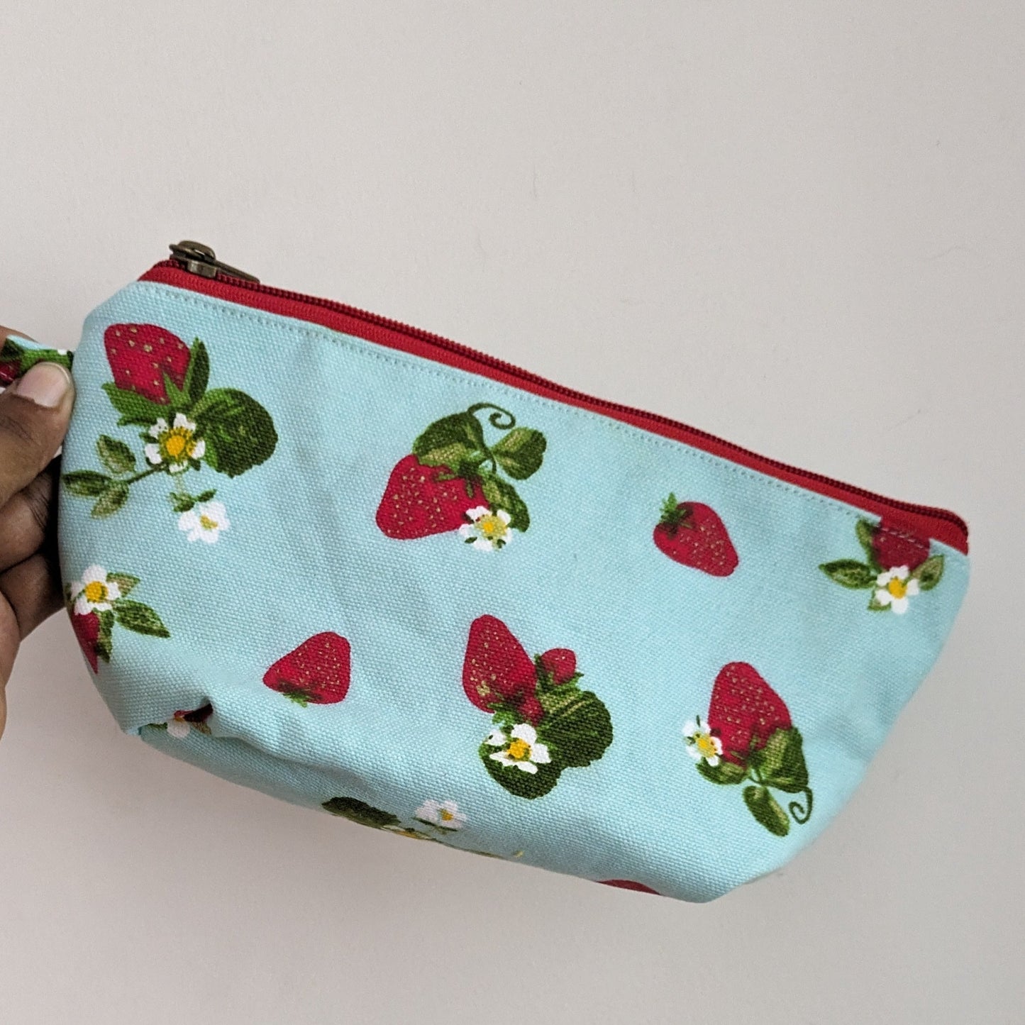 Toiletry Pouch - Strawberry