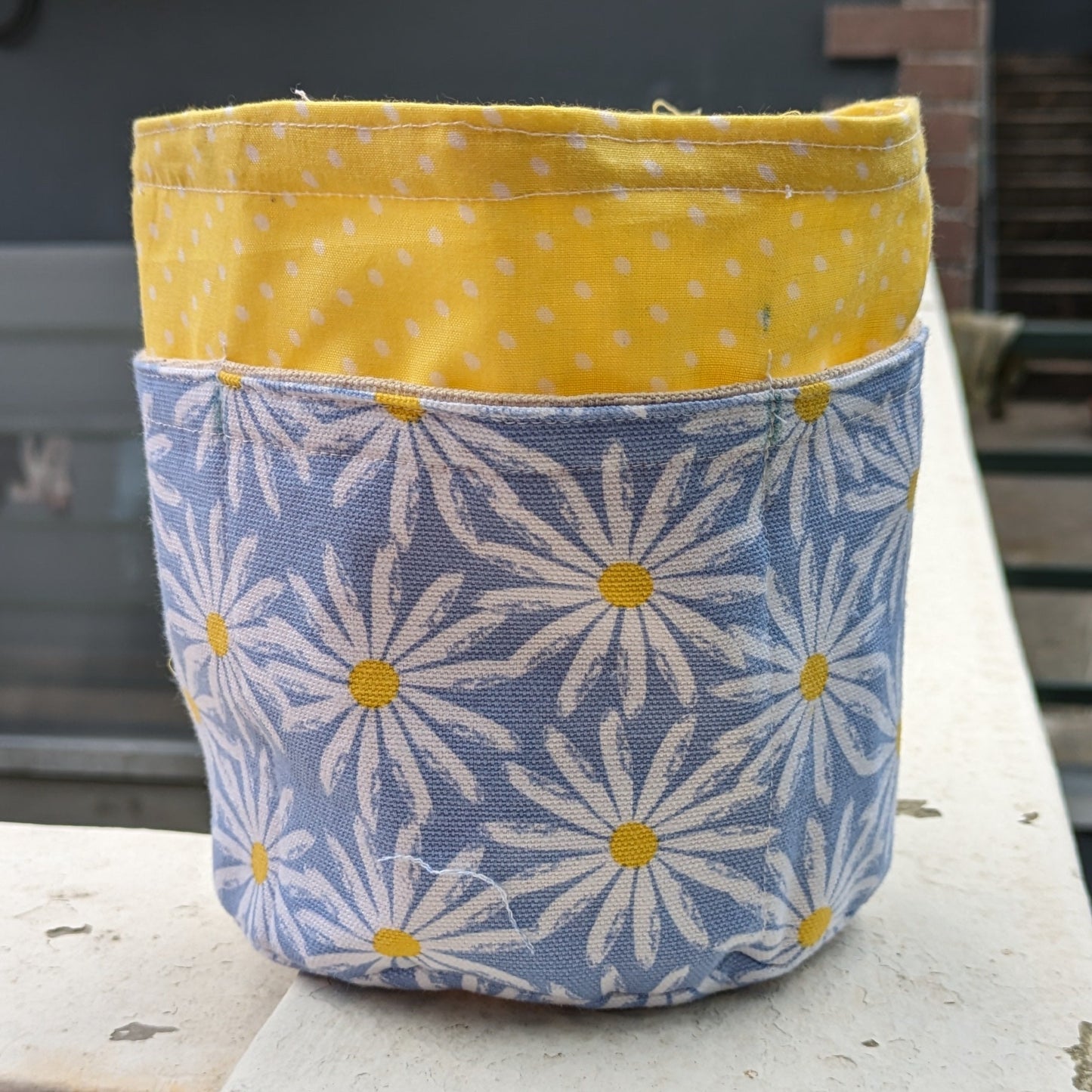 Desk caddy - Daisies