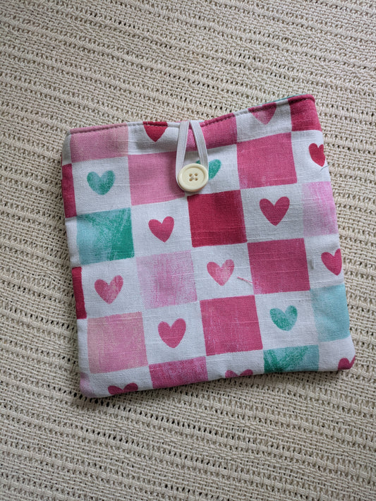 Sample - Ereader cover - hearts print
