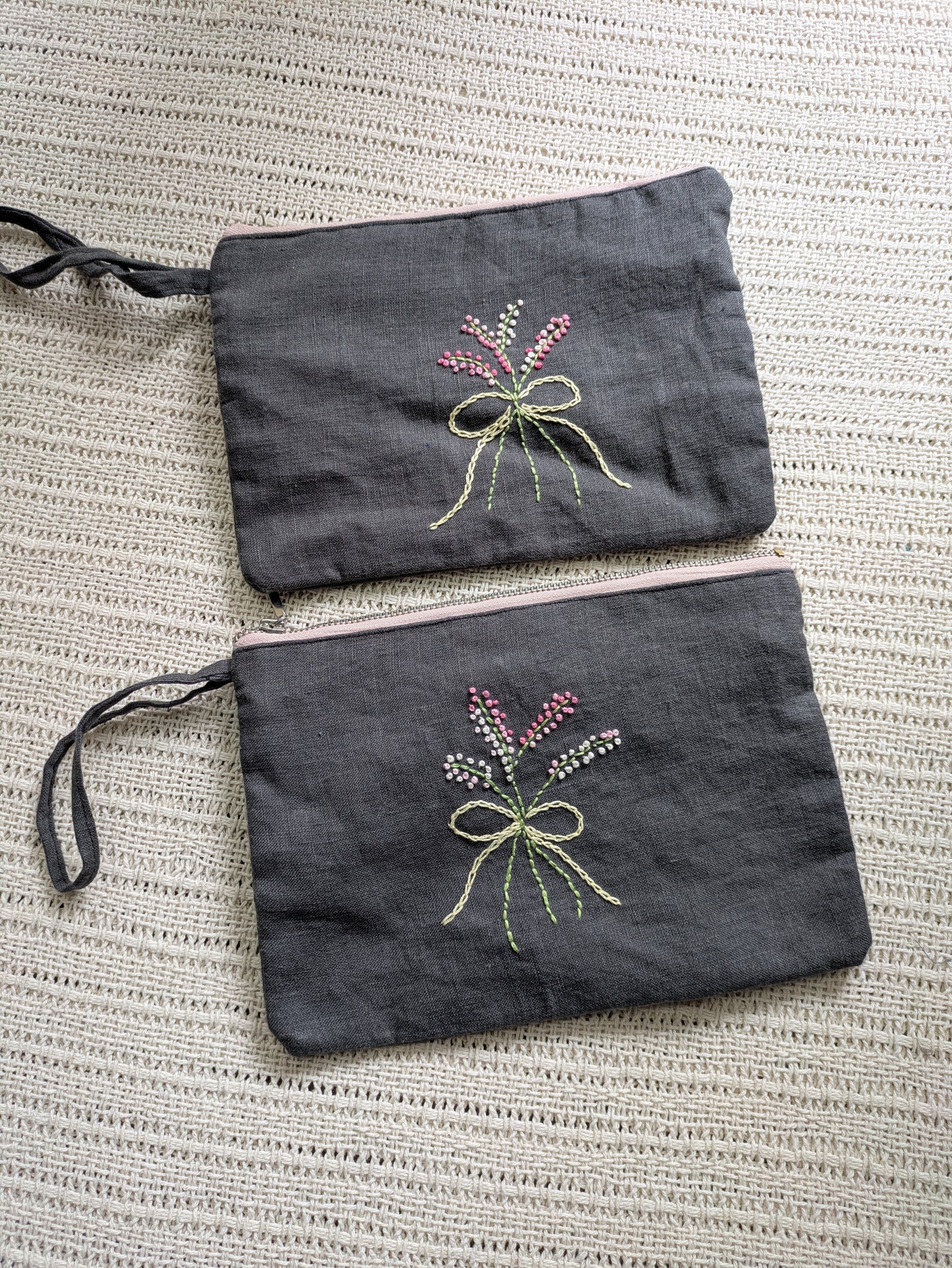 Sample -Mobile wristlet with hand embroidery