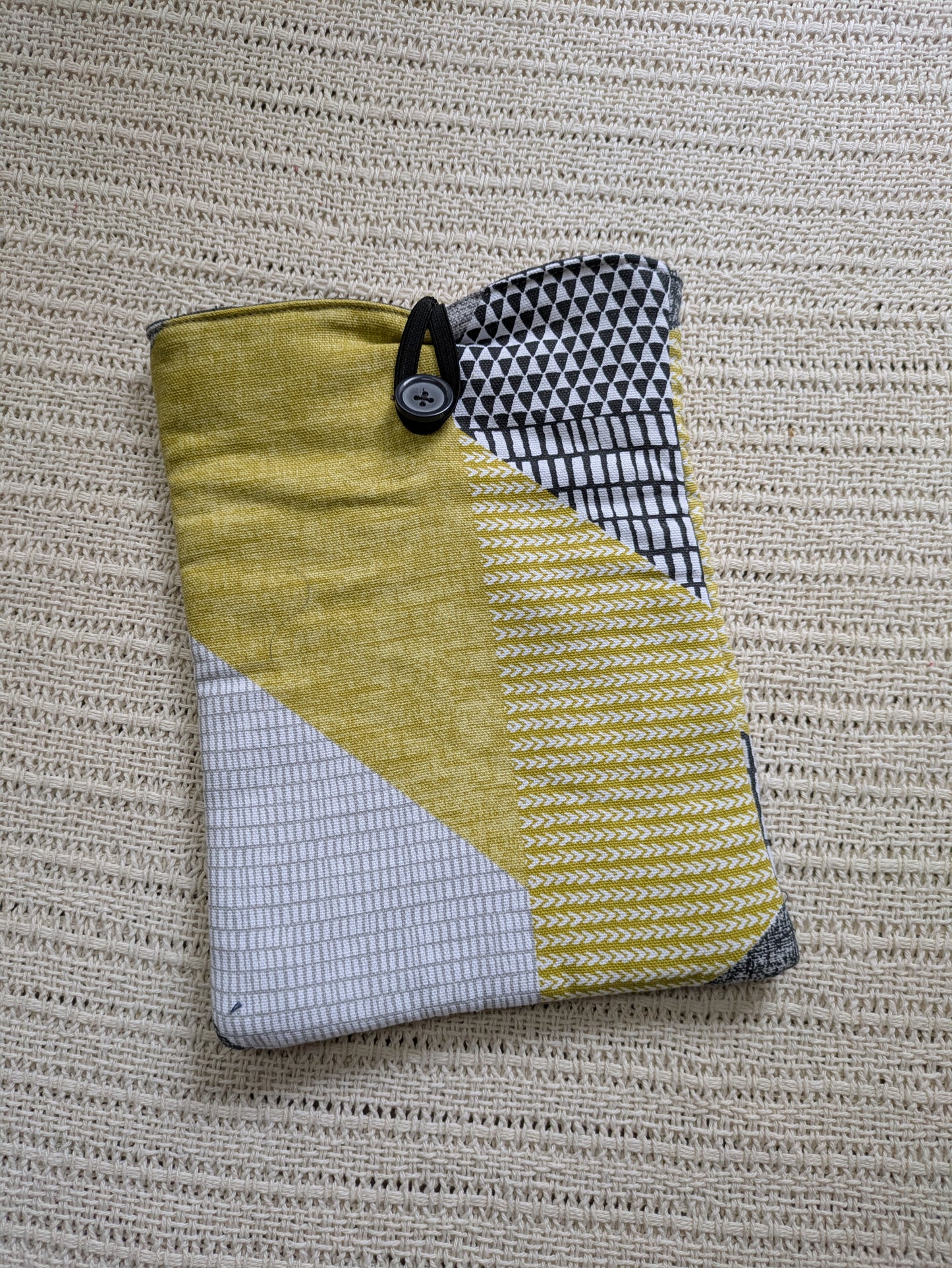 Sample - Book Sleeve - Abstract Geometric