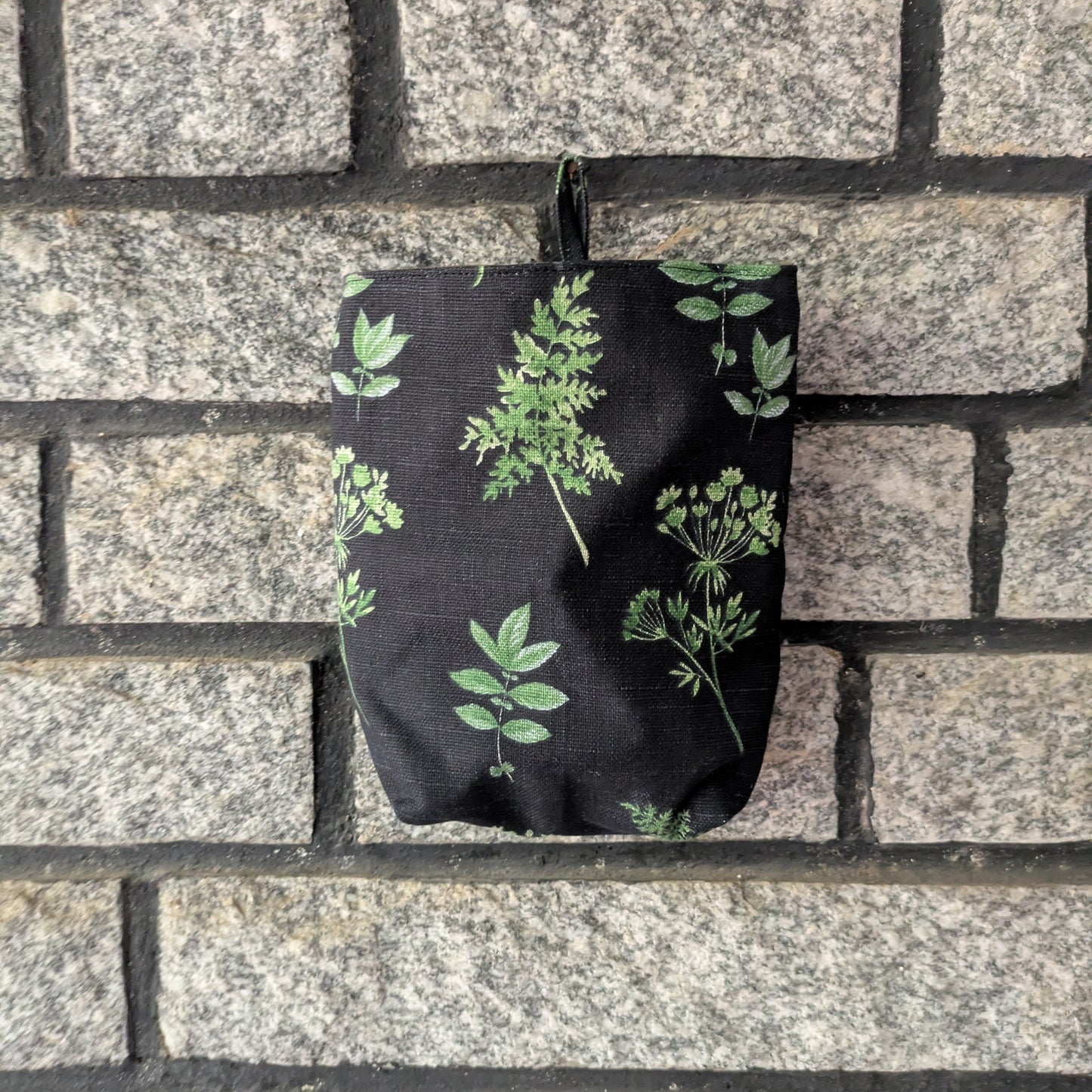 Wall pocket/organiser - Monsoon Ferns