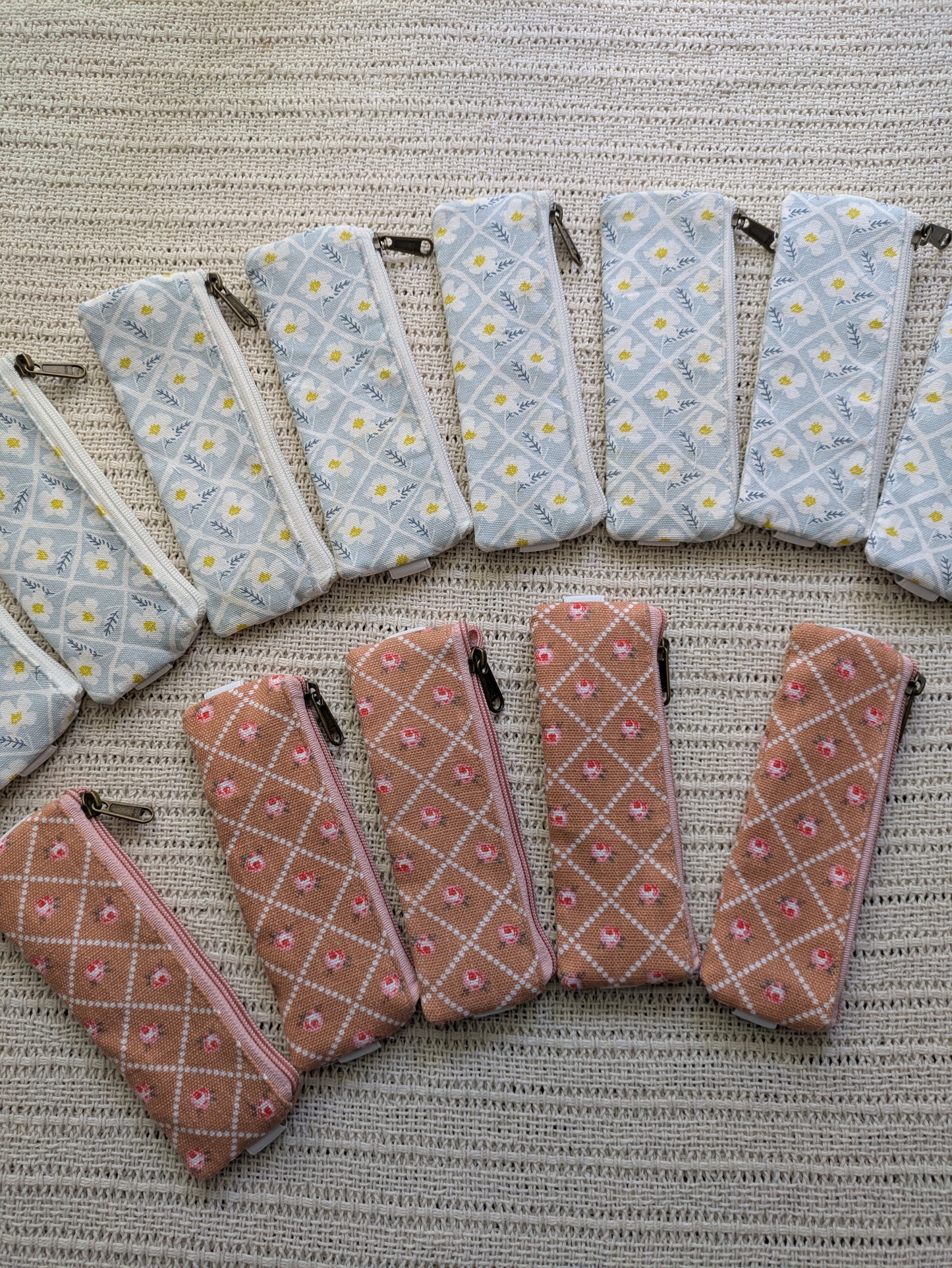Pen Sleeve - Dusty Roses