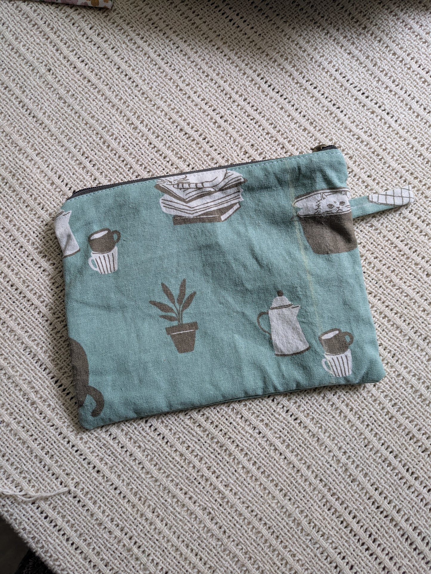 Upcycled Zippered Pouch - The good life