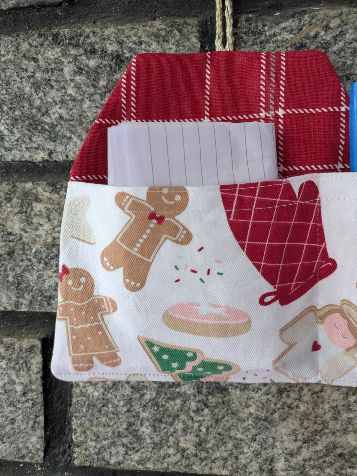 Wall pocket/organiser - Baker's December