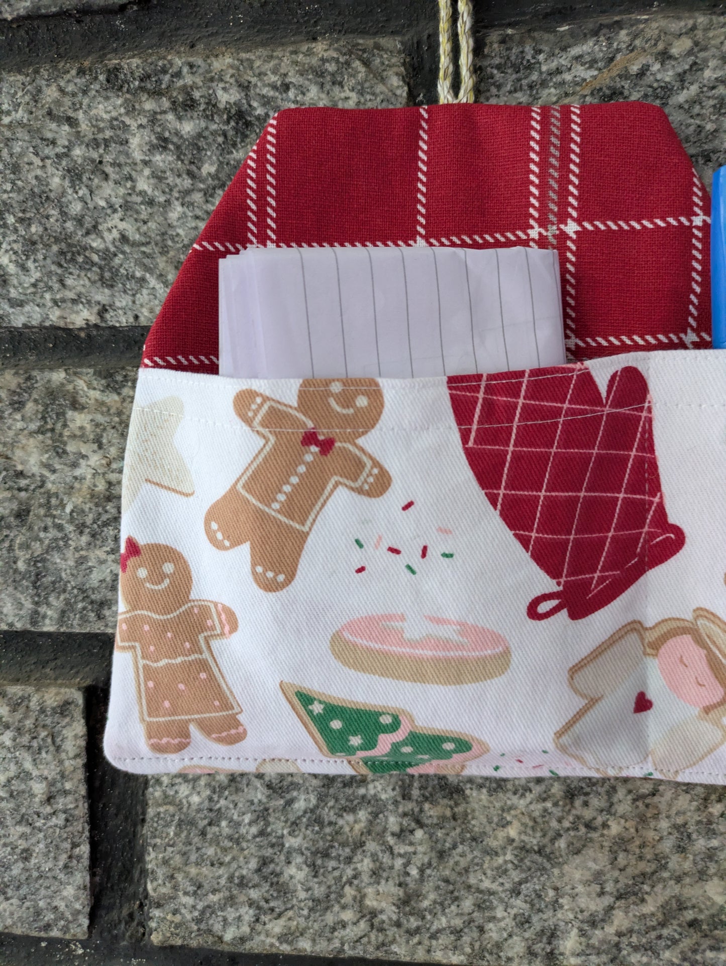 Wall pocket/organiser - Baker's December