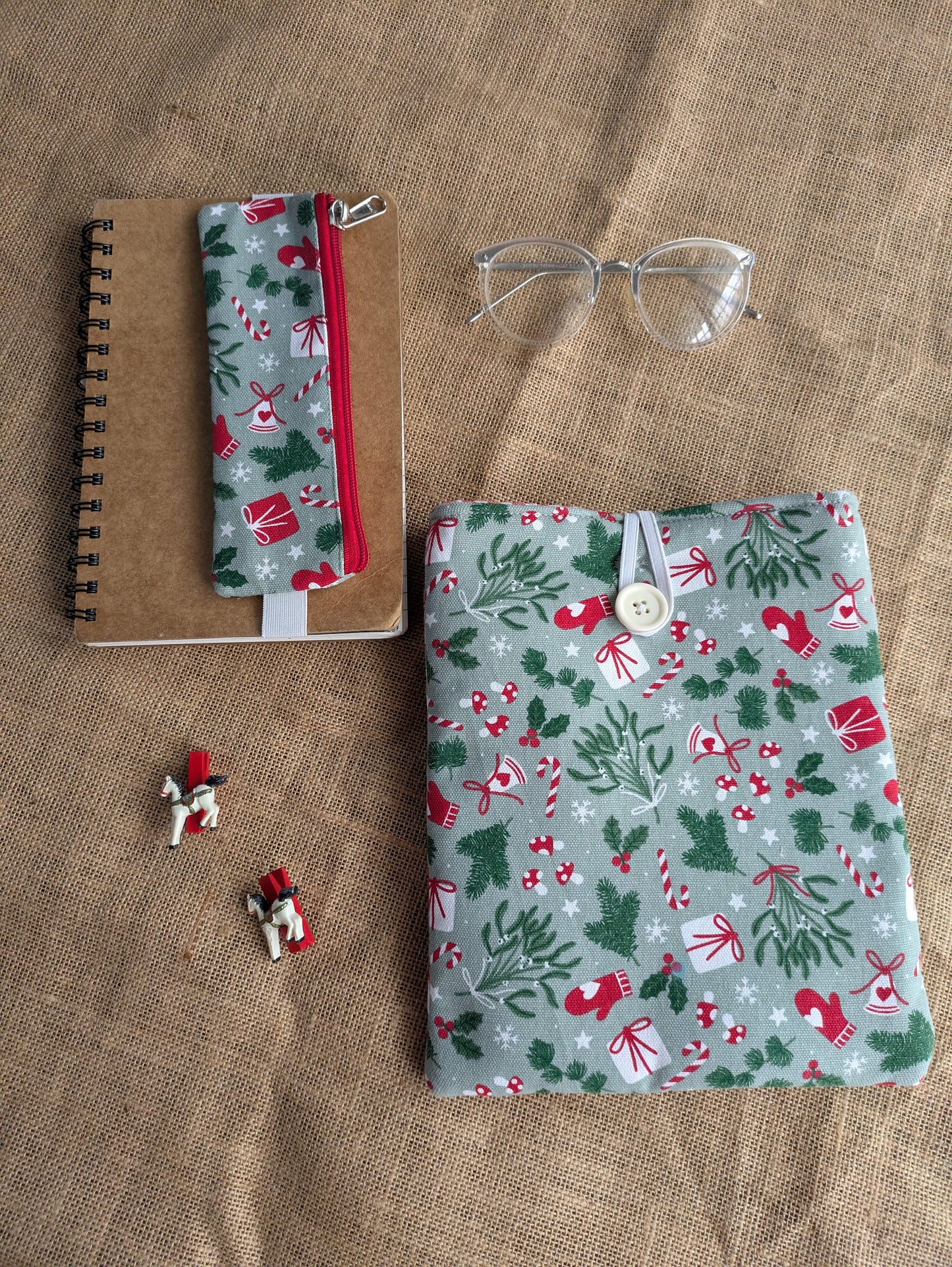 Book Sleeve - Life in Winter