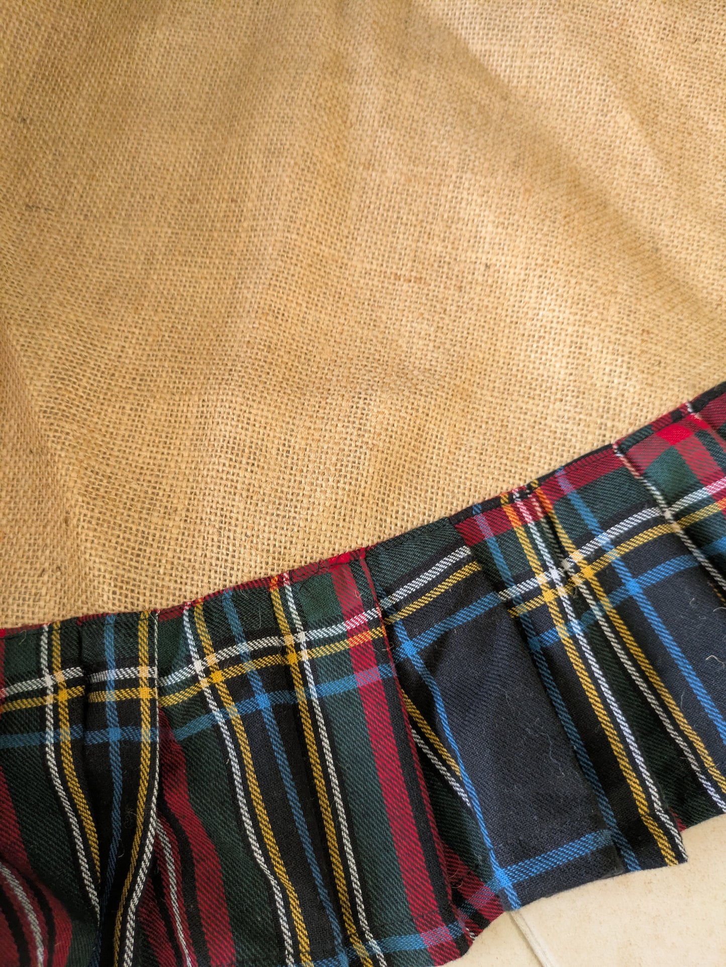 Tree Skirt- Burlap with Scottish checks frilly edge