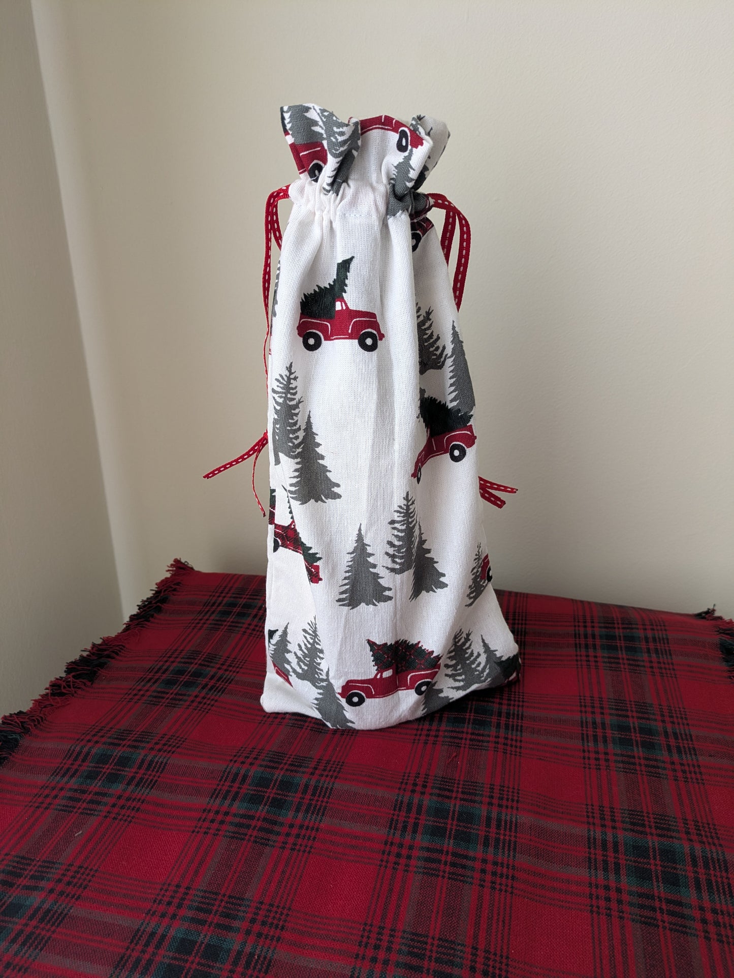 Upcyled Wine Bottle Cover - Pick up trucks