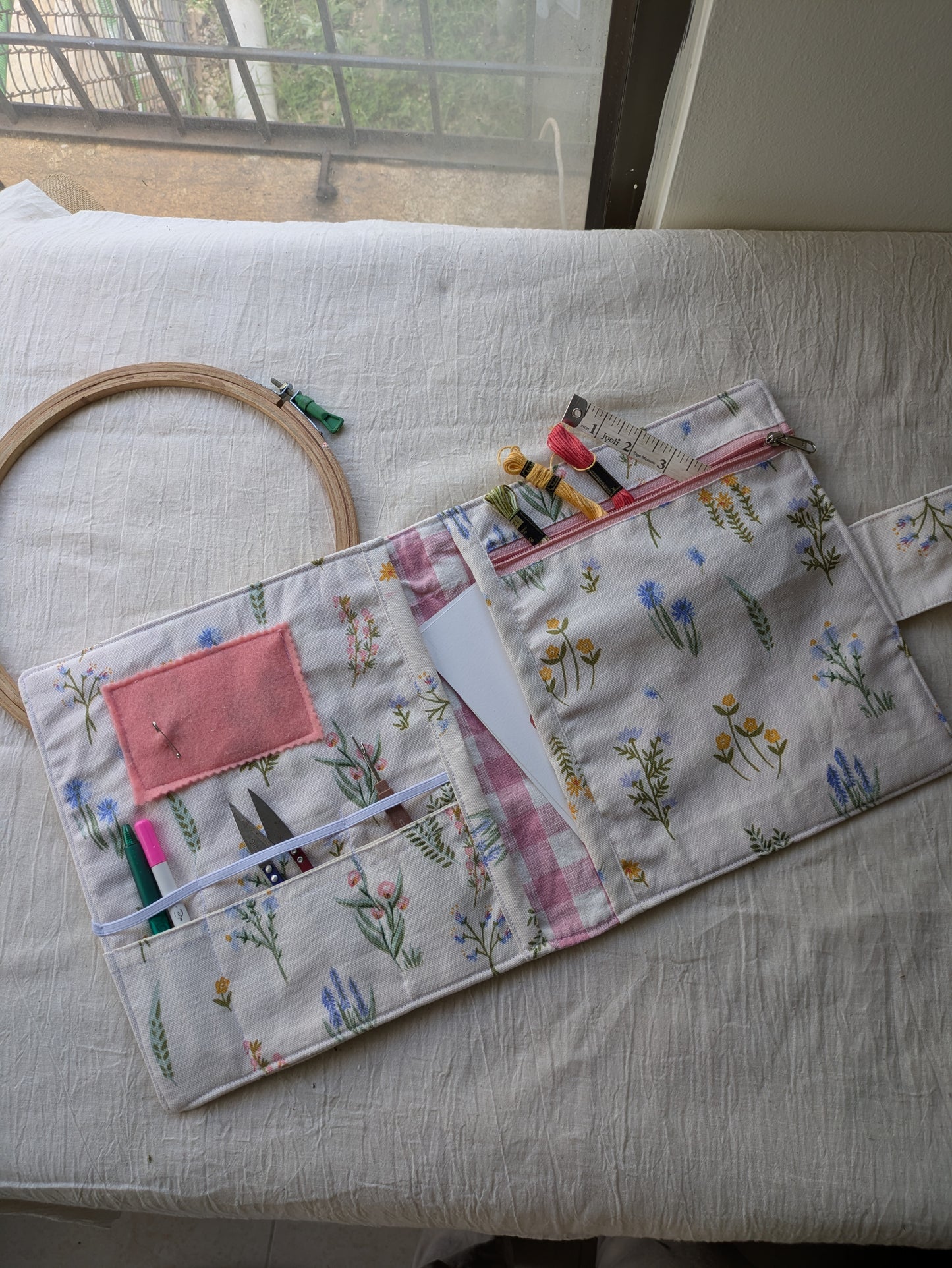 Hand Embroidery Folder - wild flowers