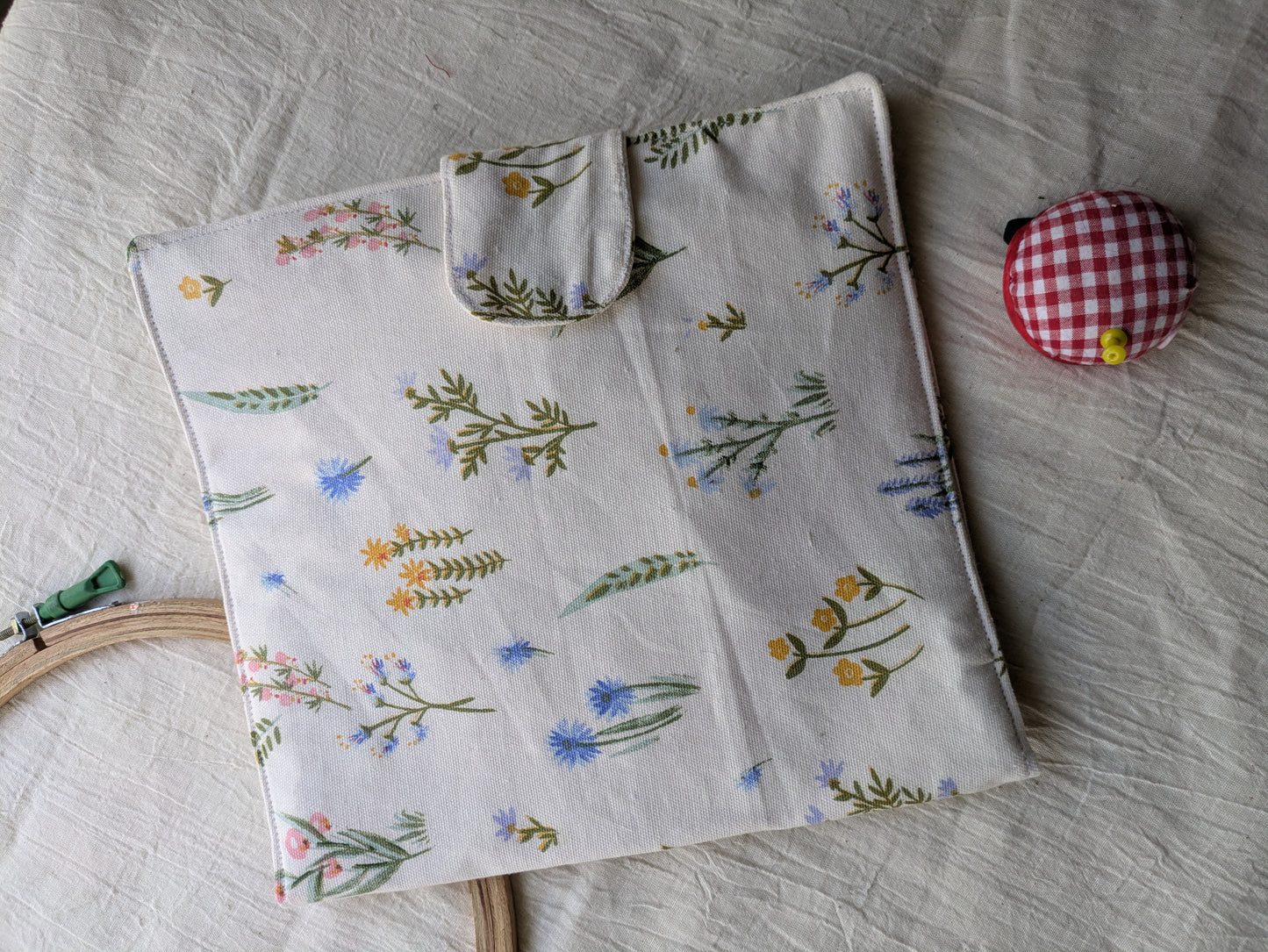 Hand Embroidery Folder - wild flowers